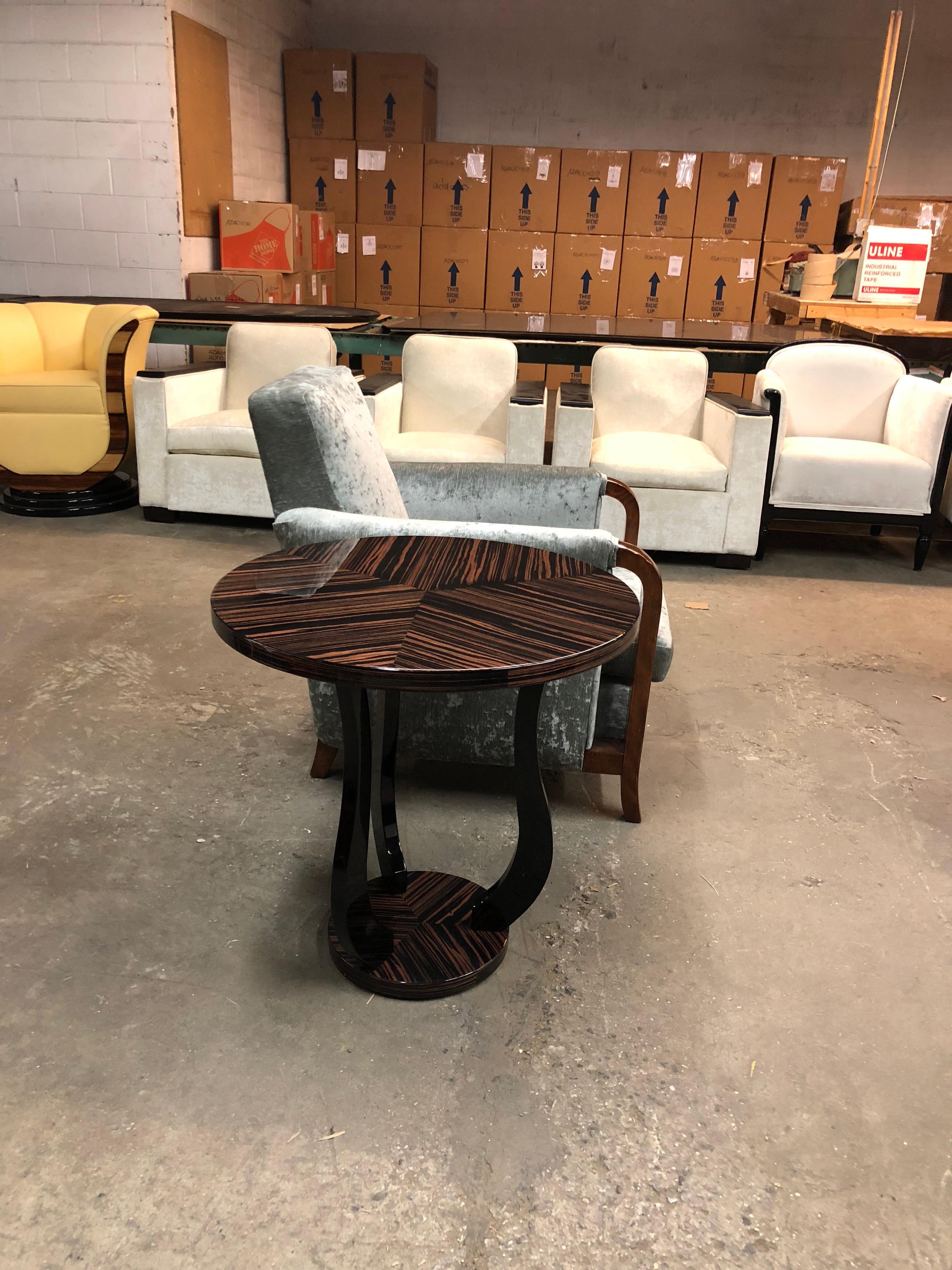 Sensational French Art Deco Style Tulip Side Table in Macassar In Good Condition In Kingston, NY