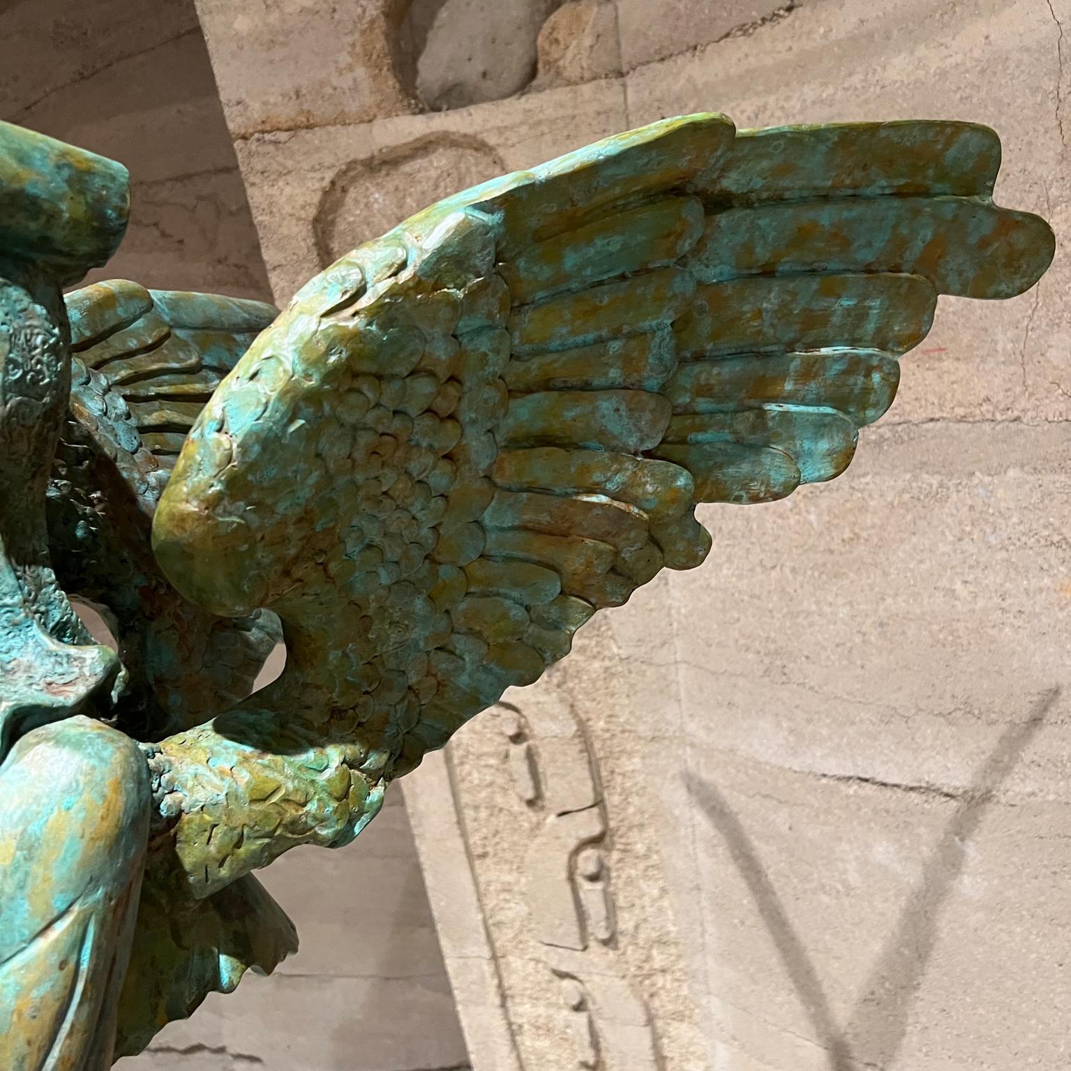 Sensative griechische Sphinx Verdigris-Skulptur aus Bronze und geschmiedetem Stahl im Angebot 7