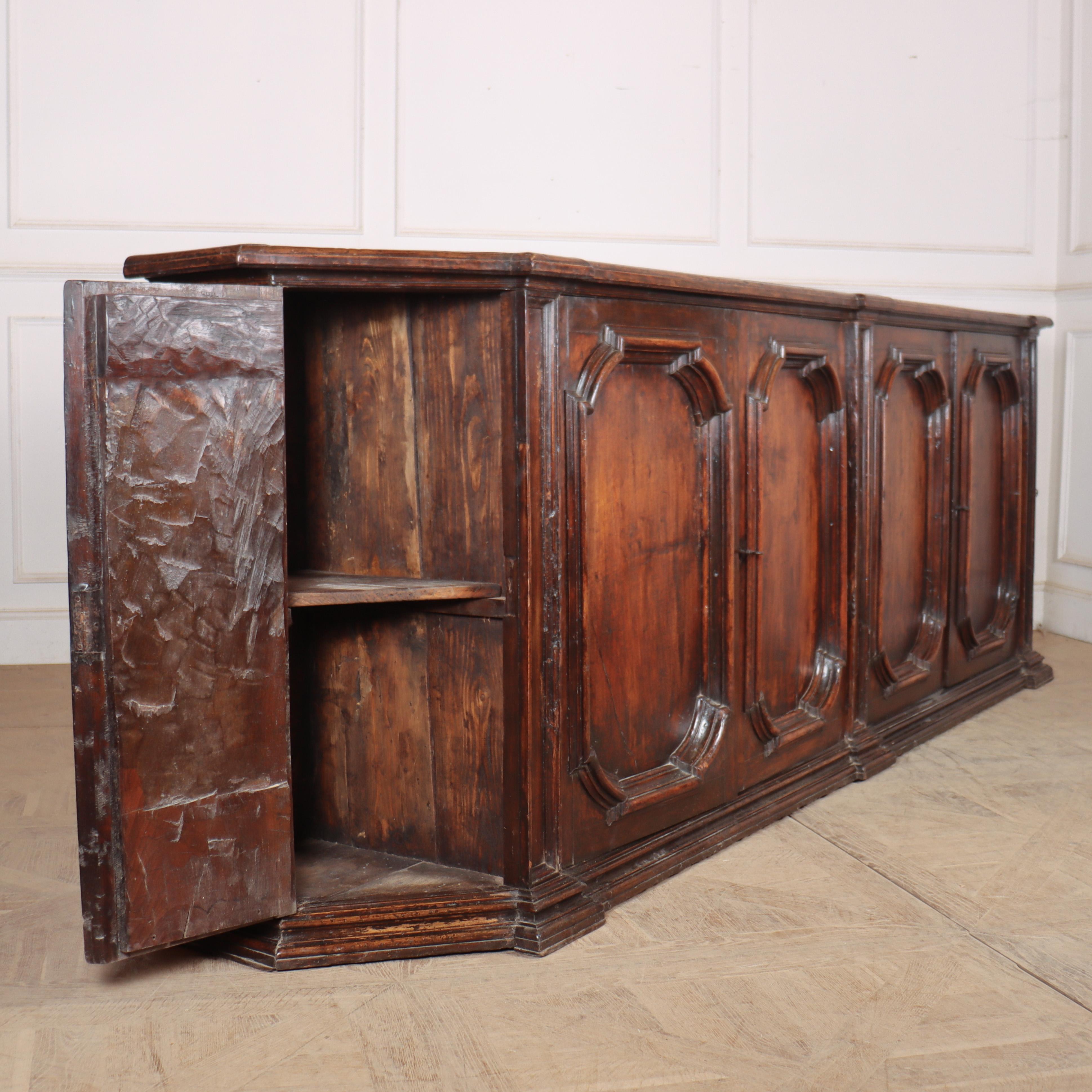 Sensacional Credenza italiana en venta 11