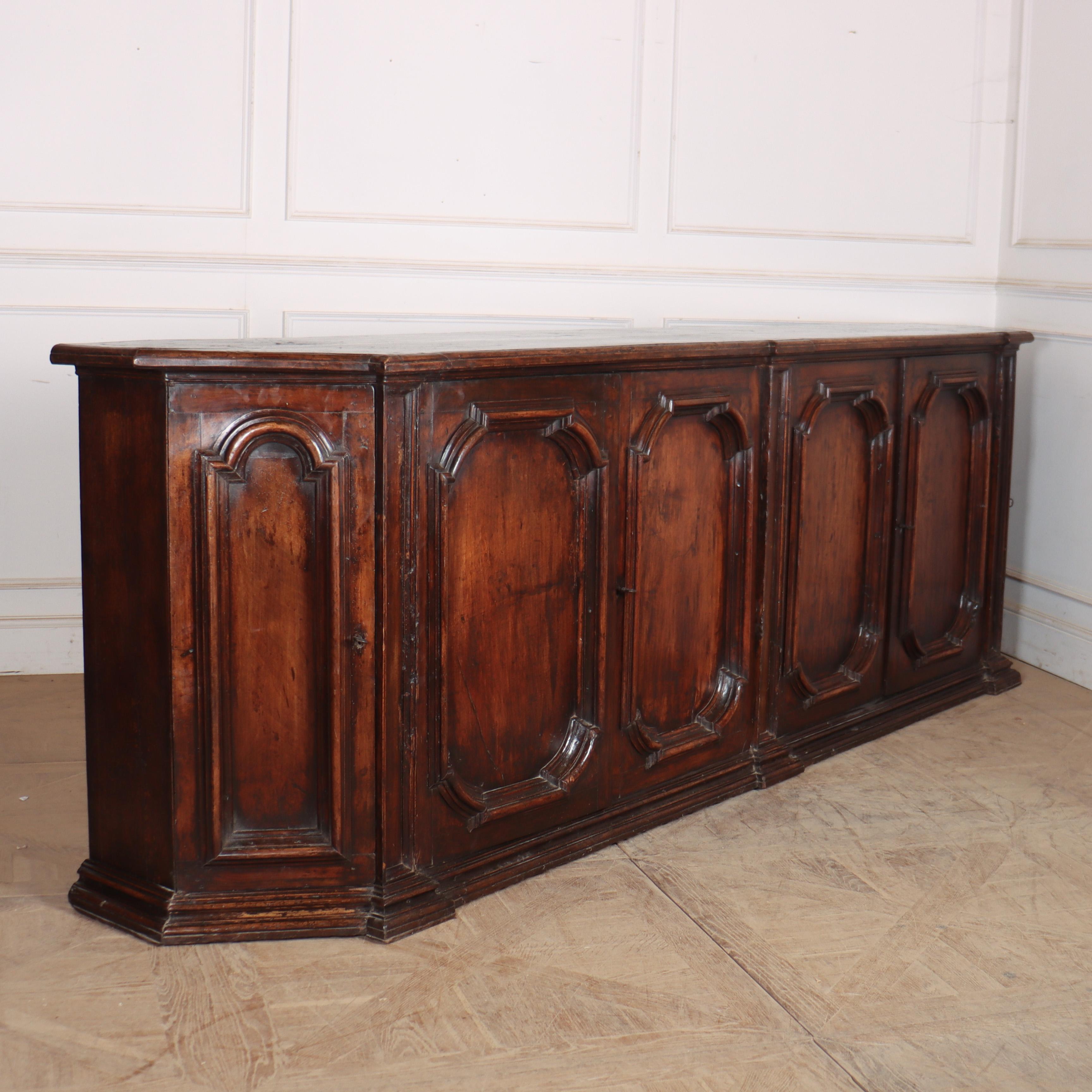 Sensacional Credenza italiana en venta 12