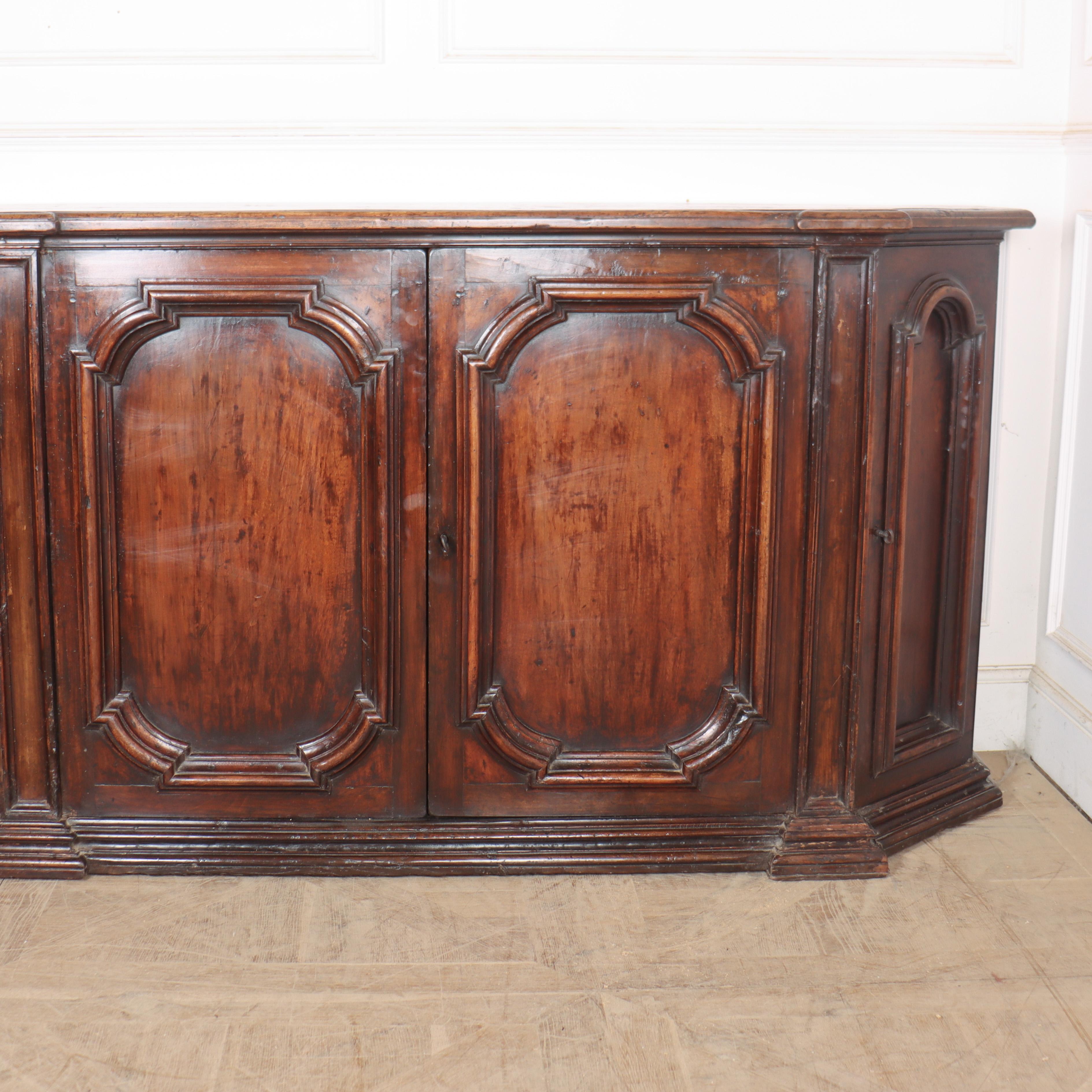 Sensacional Credenza italiana en venta 2