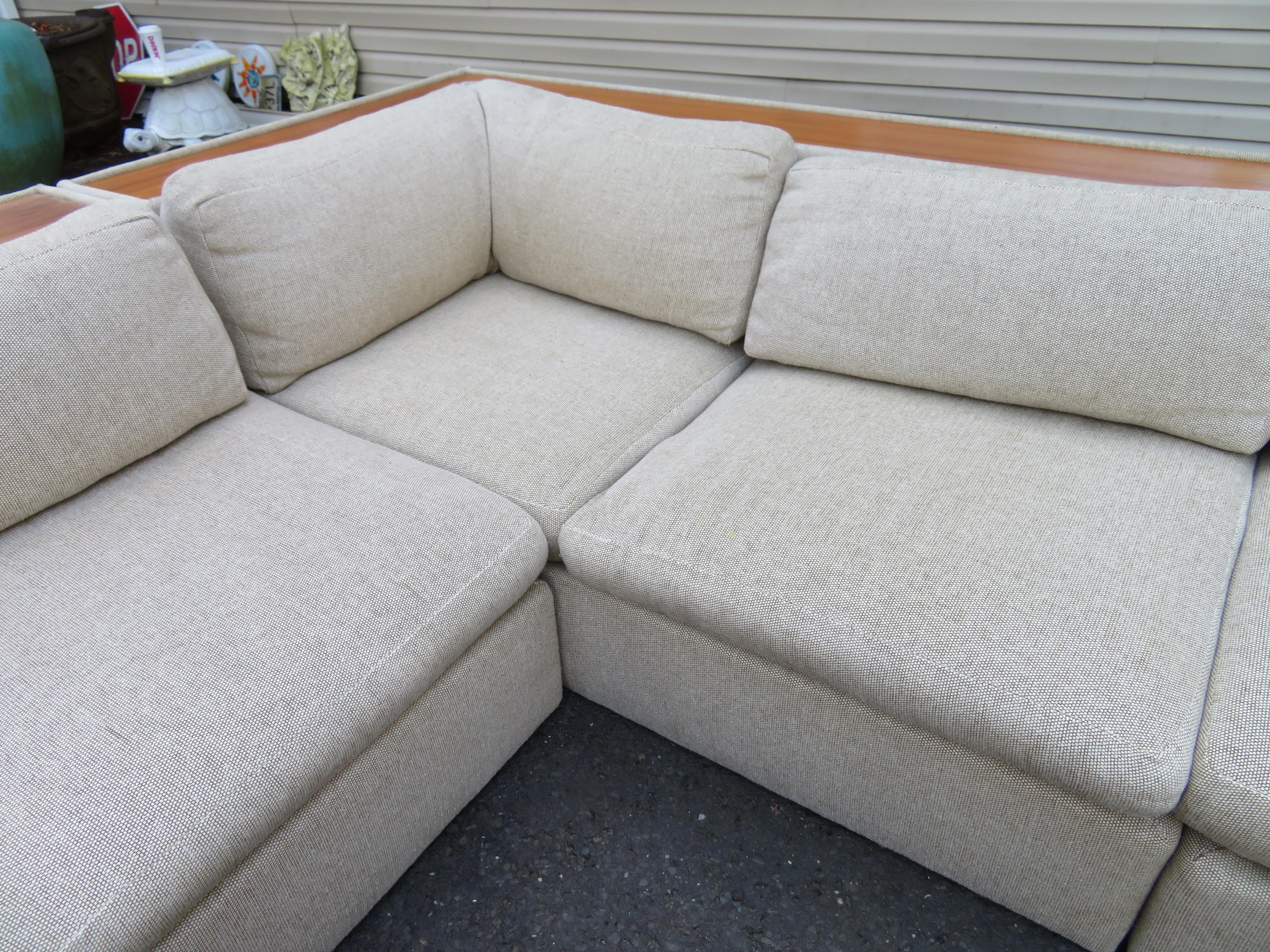 Sensational Milo Baughman 4 Piece Sectional Sofa Thayer Coggin Mid-Century For Sale 5