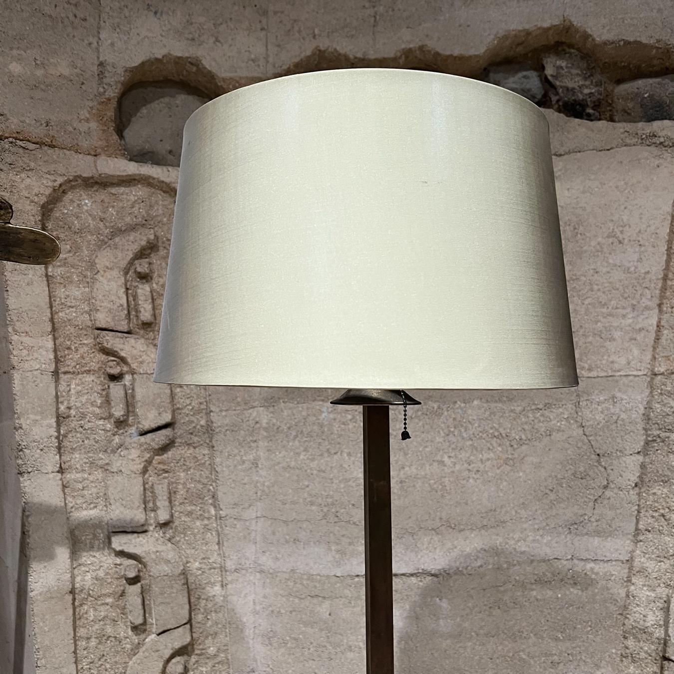 Sensational Neoclassical Bronze Floor Lamp For Sale 3