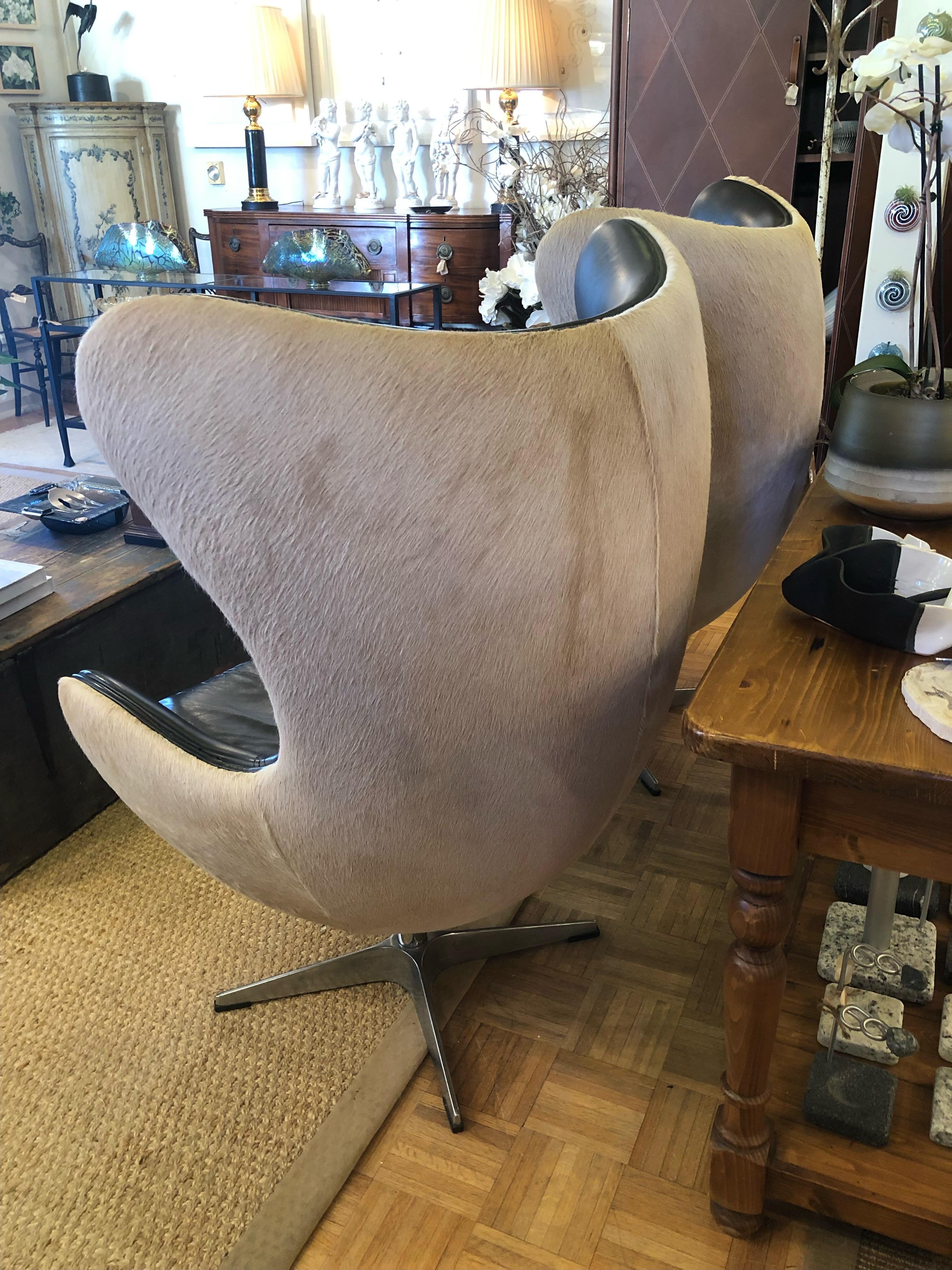 Sensational Pair of Hair on Hide & Leather Arne Jacobsen Inspired Egg Chairs For Sale 11