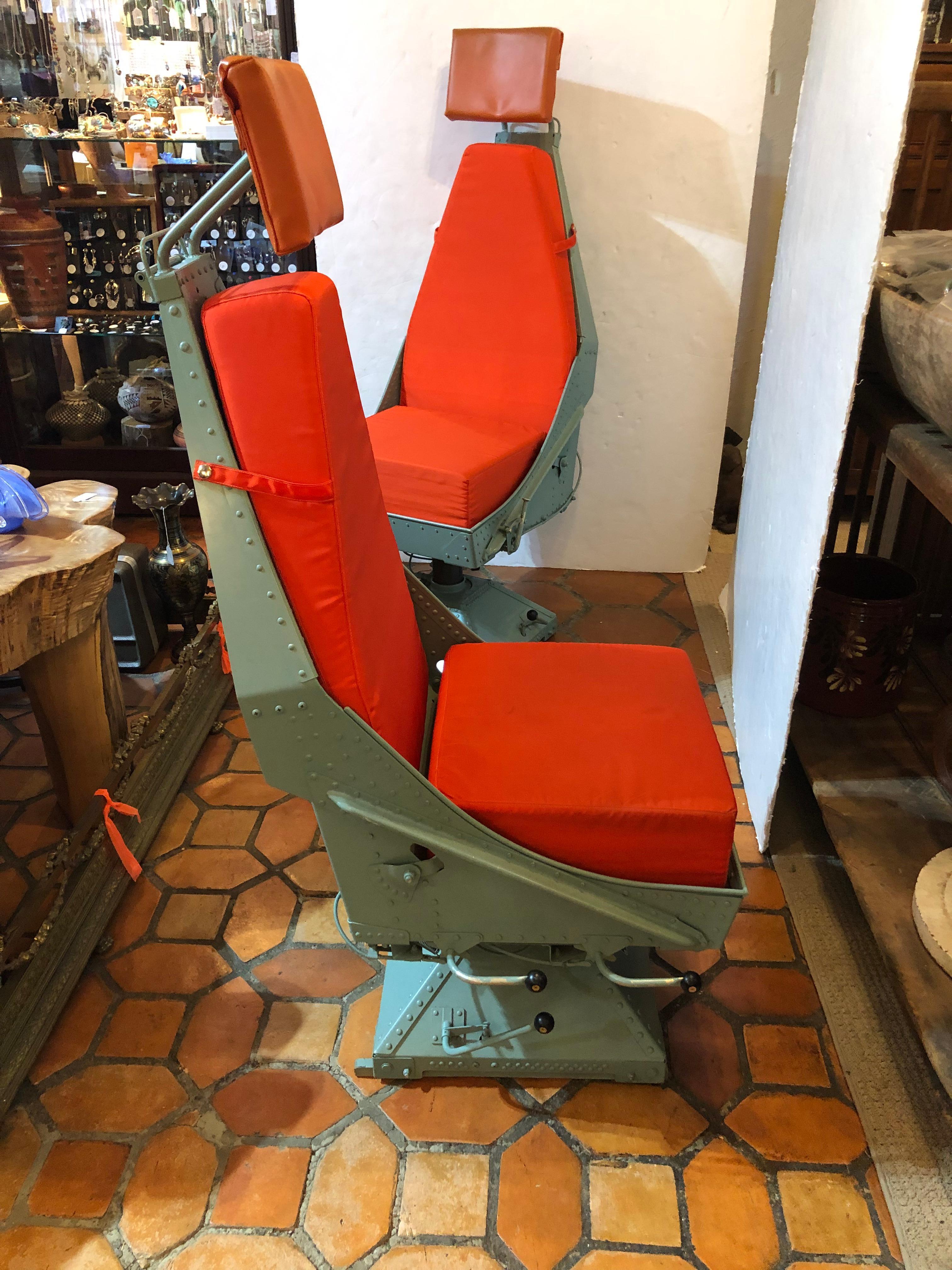 Paire de sièges d'avions industriels en vente 4