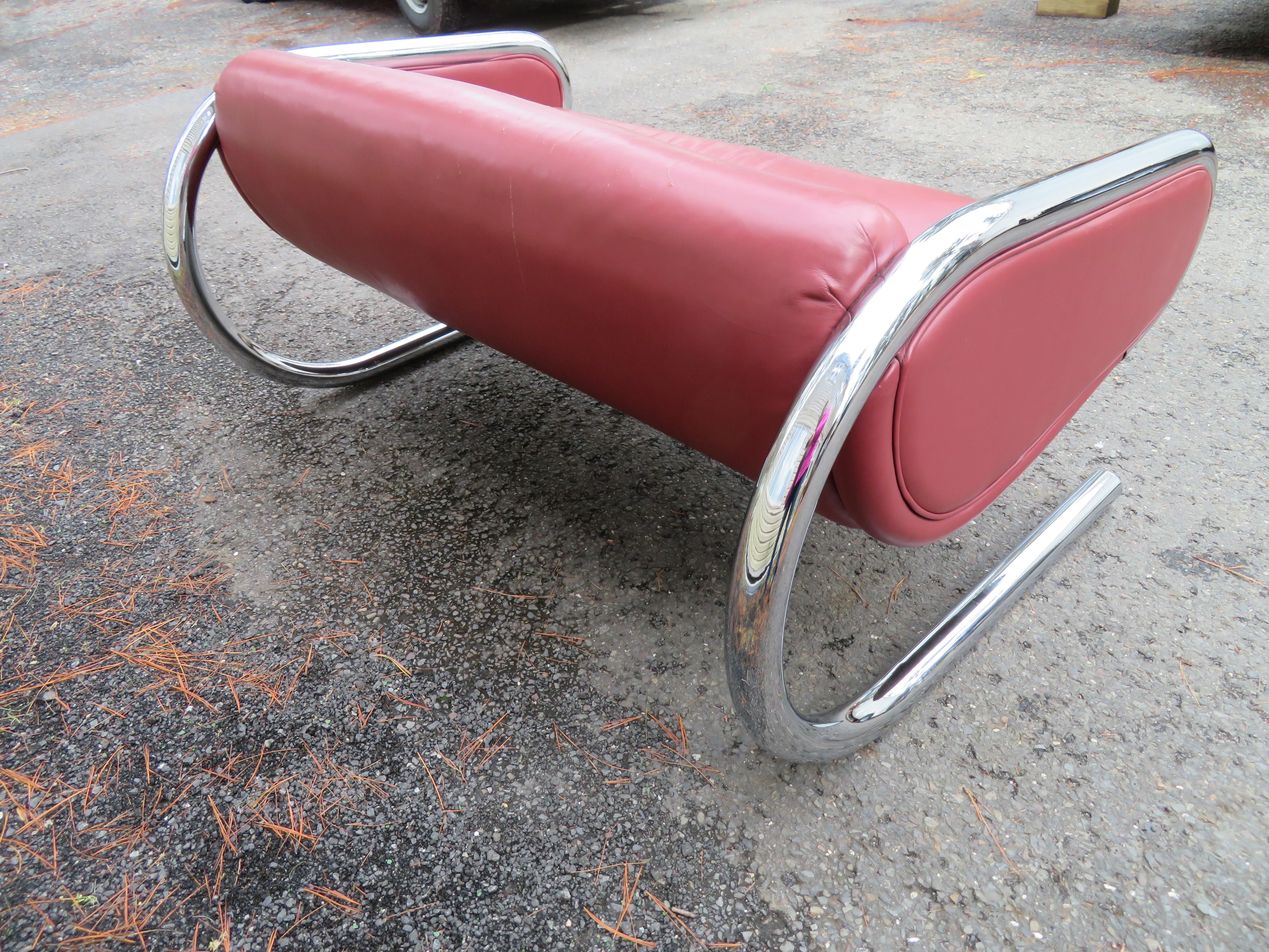 Sensational Roger Sprunger: Loveseat aus dicker Chromröhren, Mid-Century Modern im Angebot 3