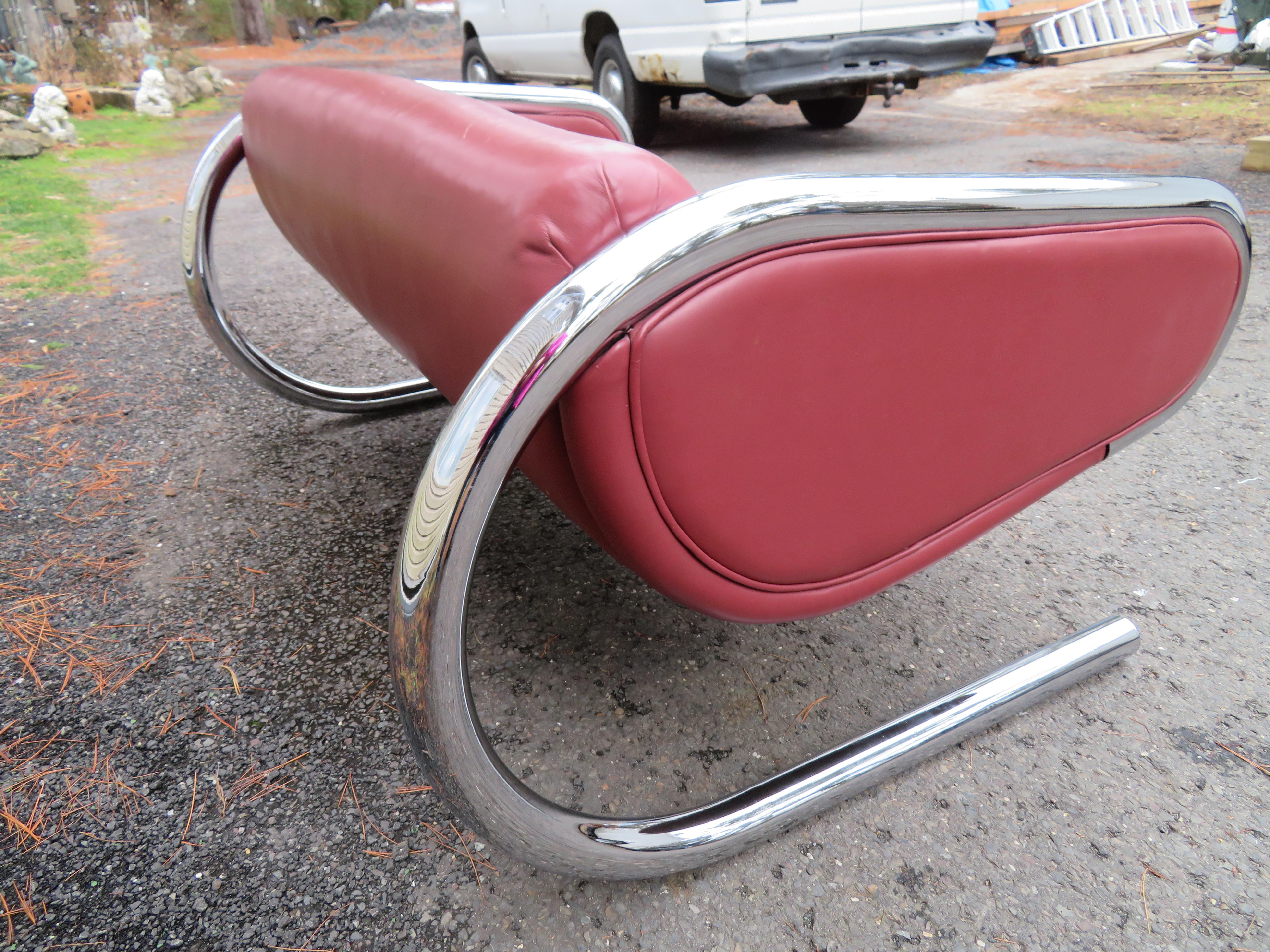 Sensational Roger Sprunger: Loveseat aus dicker Chromröhren, Mid-Century Modern im Angebot 7