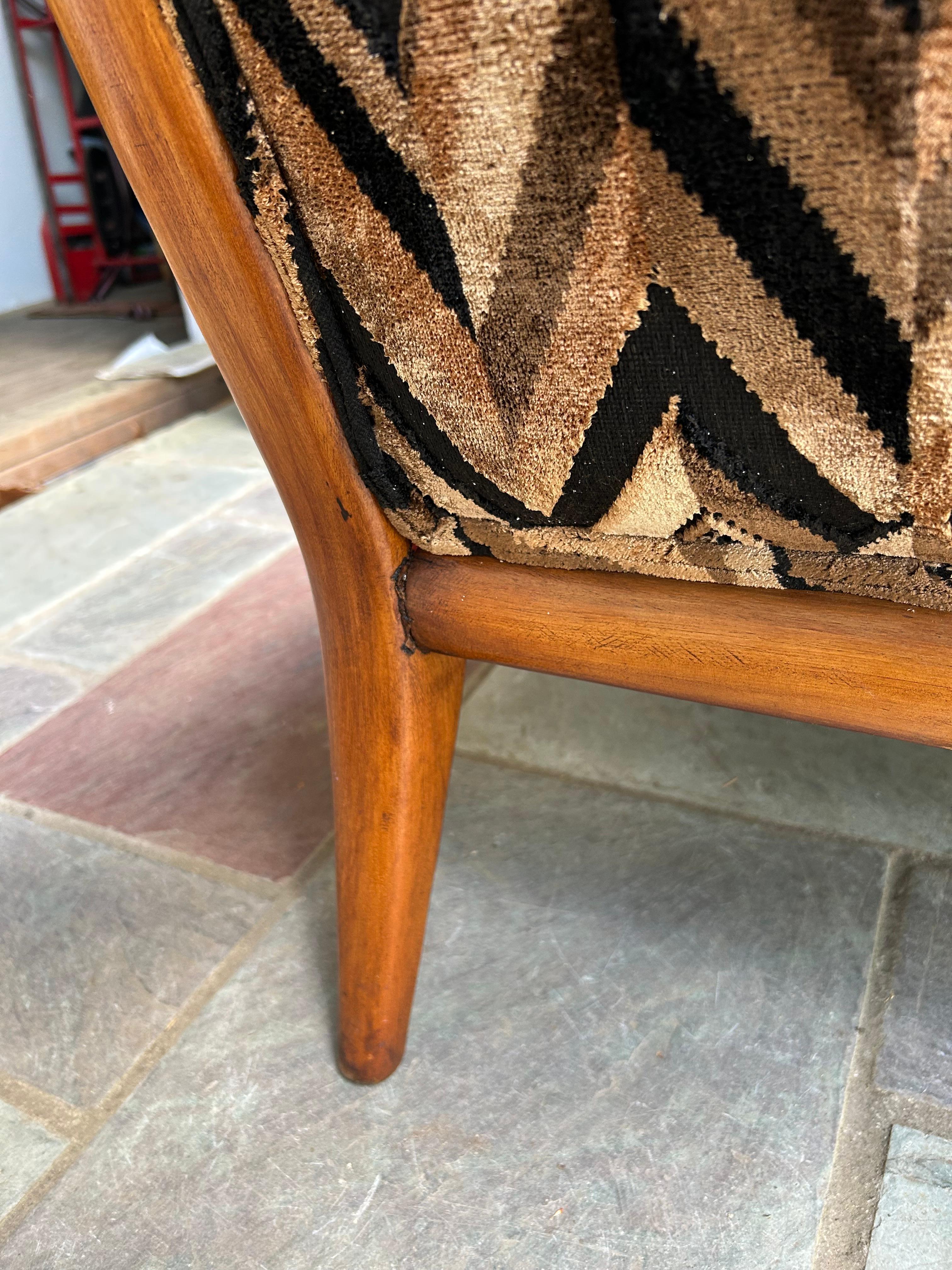 Sensational T.H. Robsjohn-Gibbings Slipper Lounge Chair for Widdicomb For Sale 8