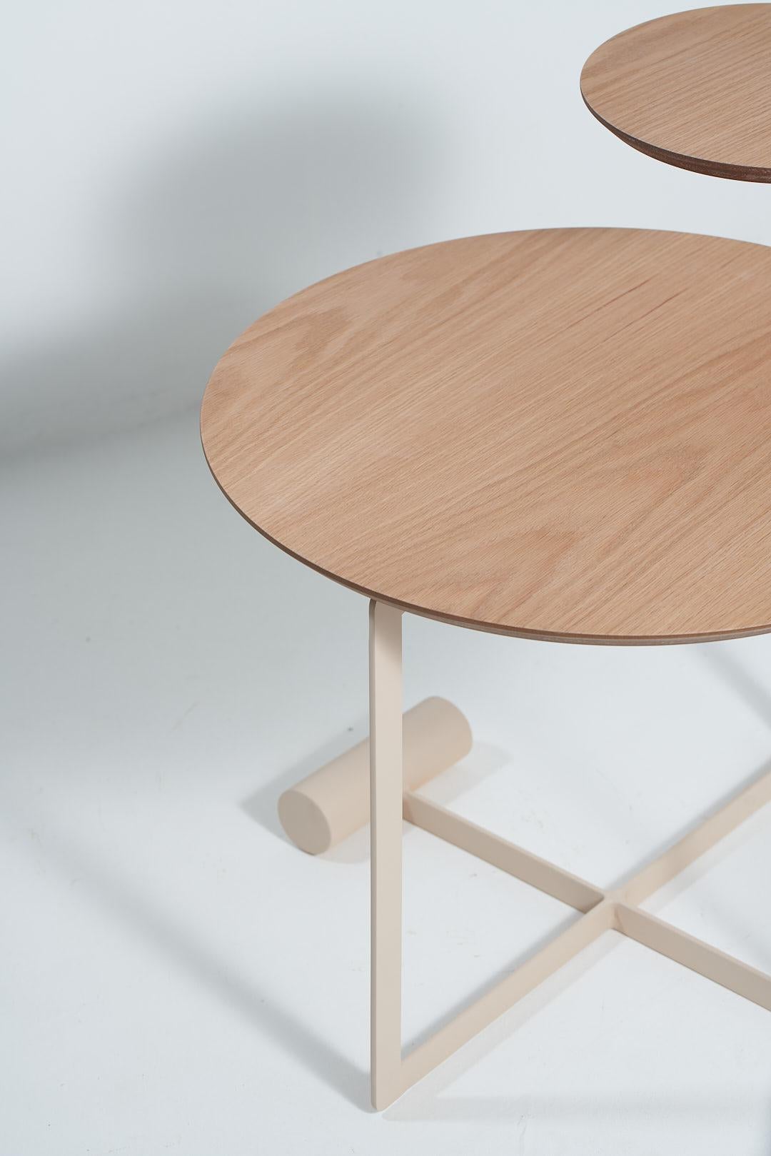 Sense Collection, Wood and Steel American Oak Side Table In New Condition For Sale In Belo Horizonte, Minas Gerais