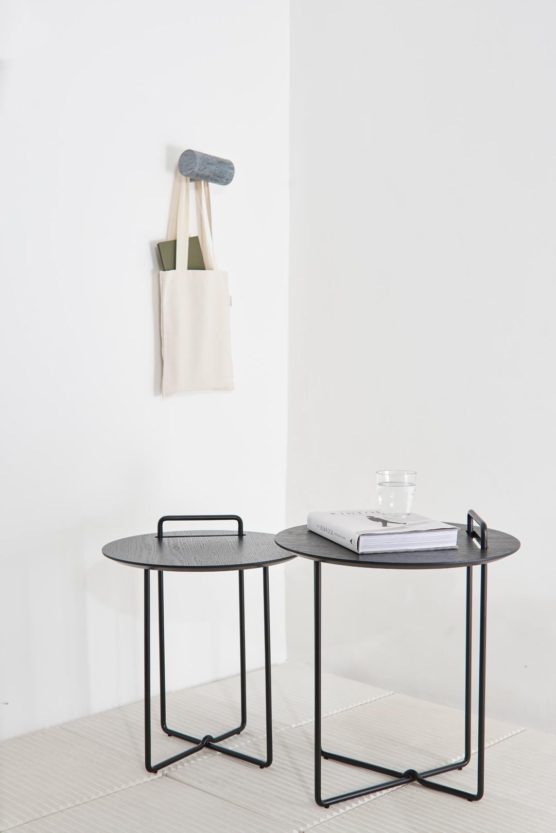 Sense Due Collection, Wood and Steel Ebonized Side Tables (Set of 2) In New Condition For Sale In Santa Edwiges, MG