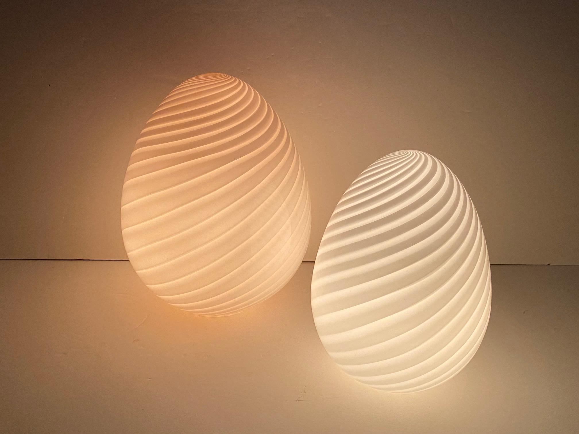 Sensual Large Venini Murano Egg Table Lamp Fixture 1