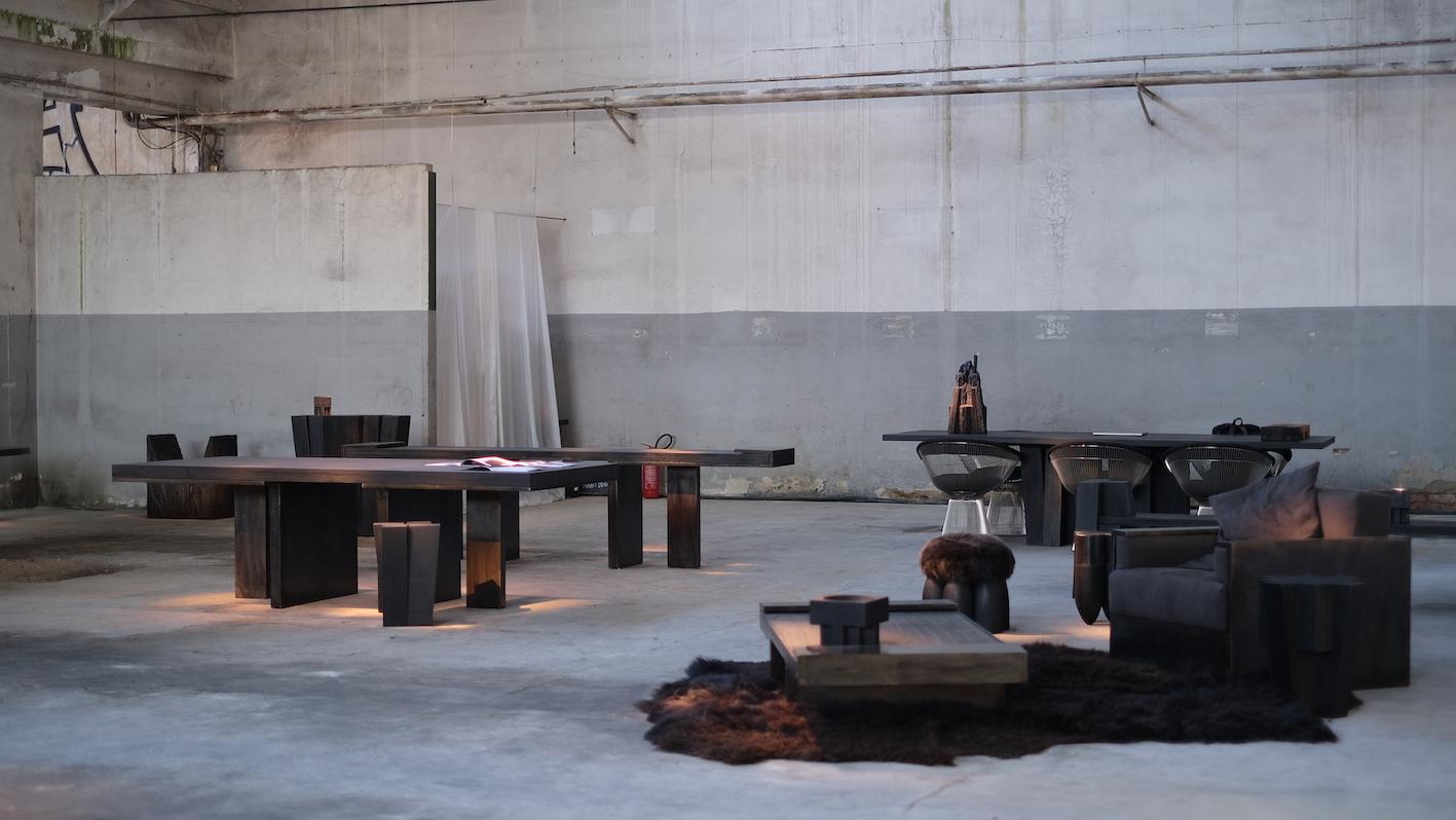 Bois Pouf Senufo, tabouret signé unique, Arno Declercq en vente