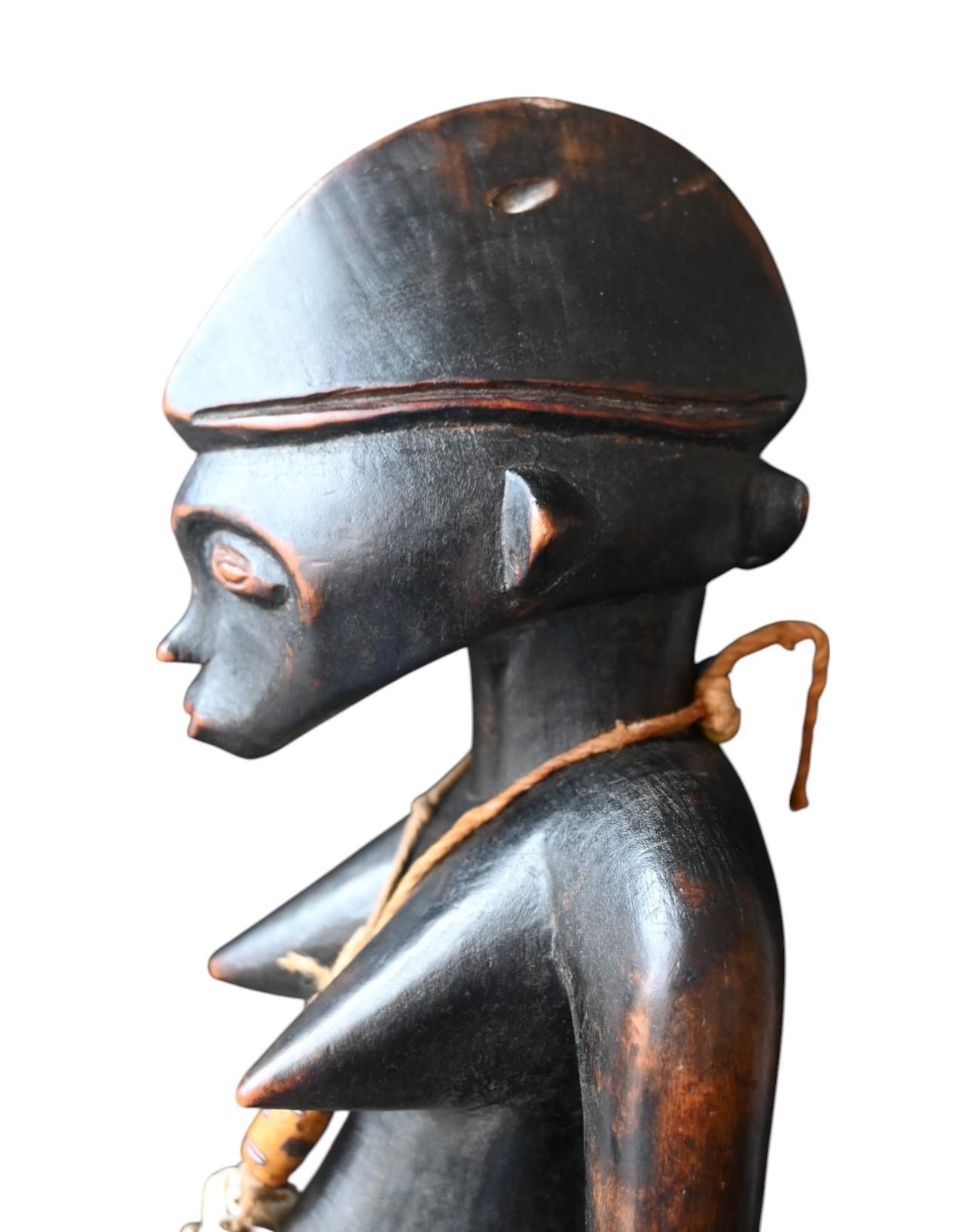 Senufo Seated Female Figure – Early 20th Century For Sale 4
