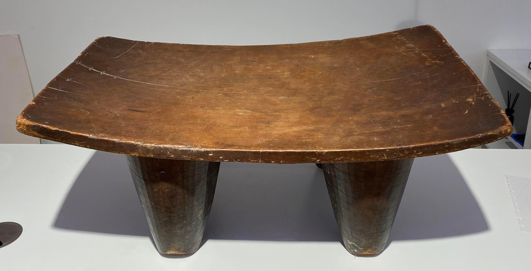 Sgabello Senufo Senufo Costa d'Avorio Costa d'Avorio Arte tribale africana - XIX secolo in vendita 1