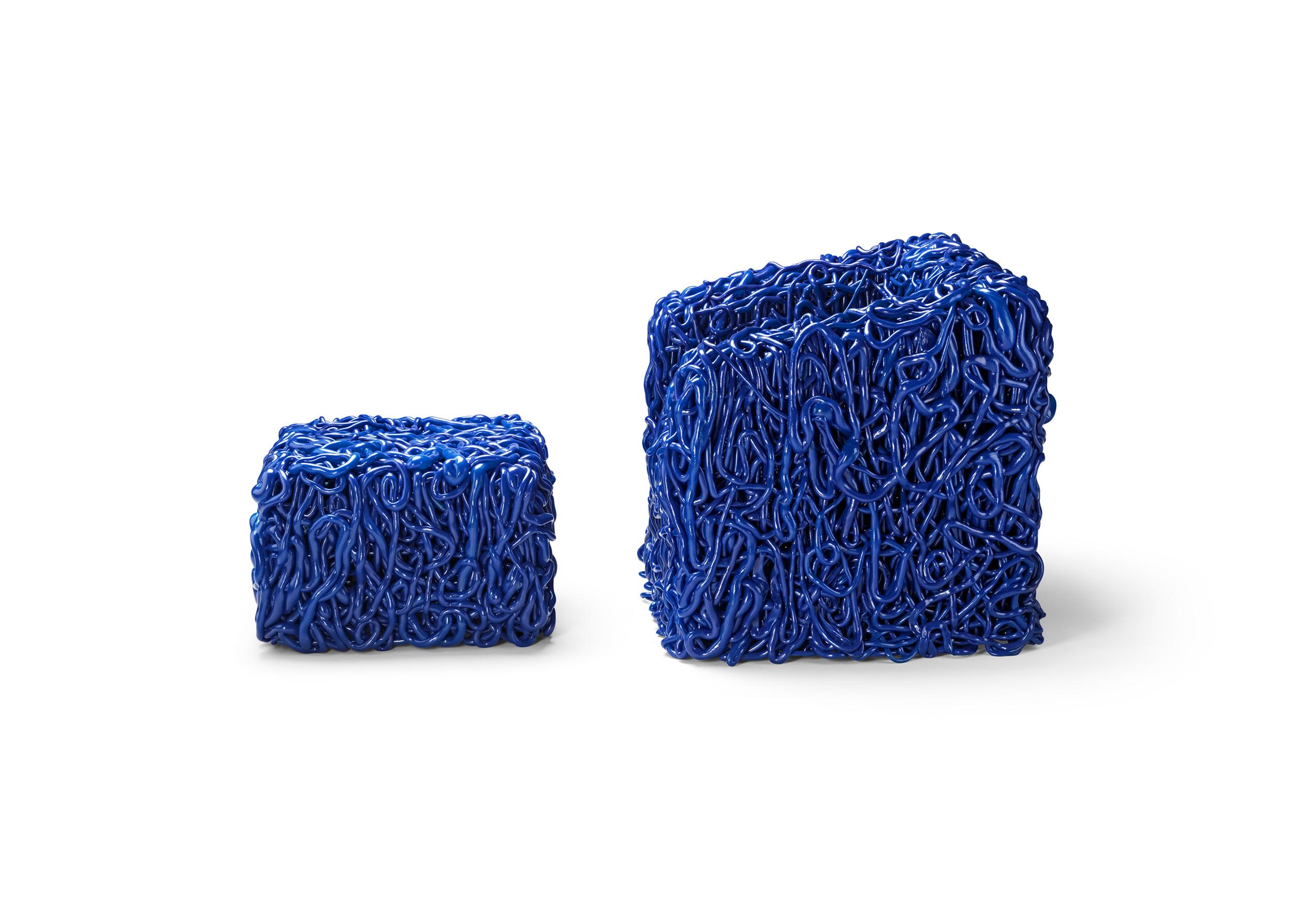Senzafine Sessel & Hocker  In Polyurethanblau von Gaetano Pesce (Italienisch) im Angebot