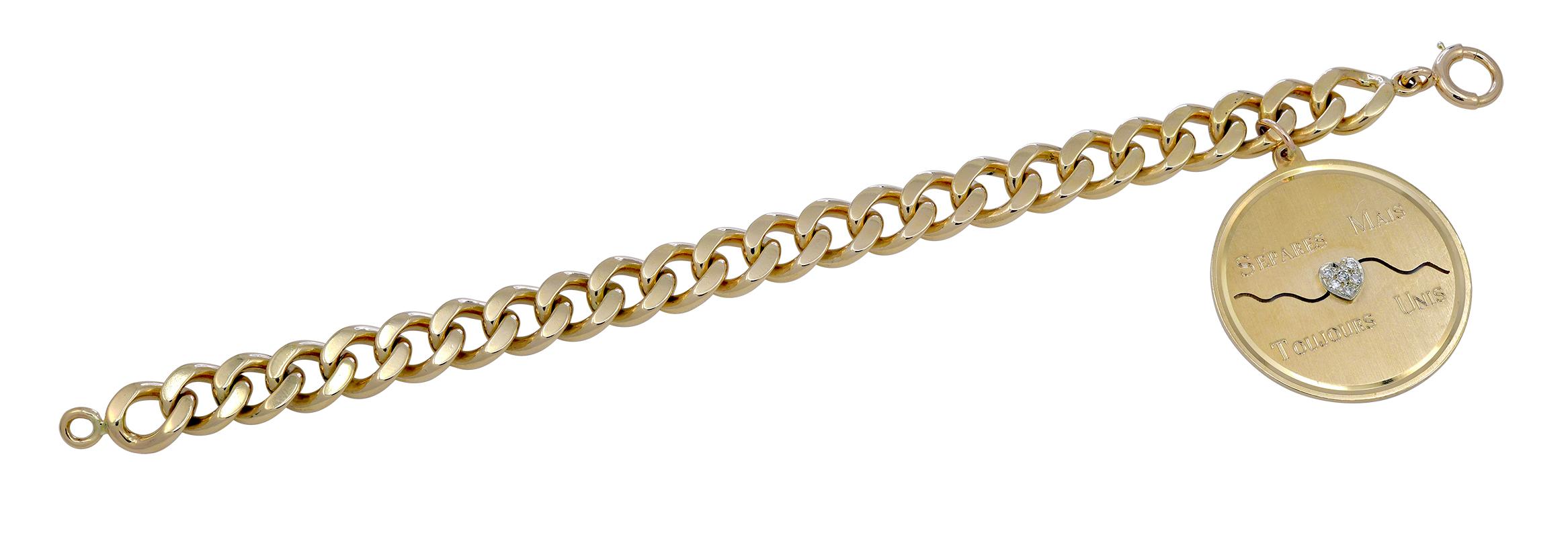 Separes Mais Toujours Unis Gold Charm Bracelet In Excellent Condition For Sale In New York, NY