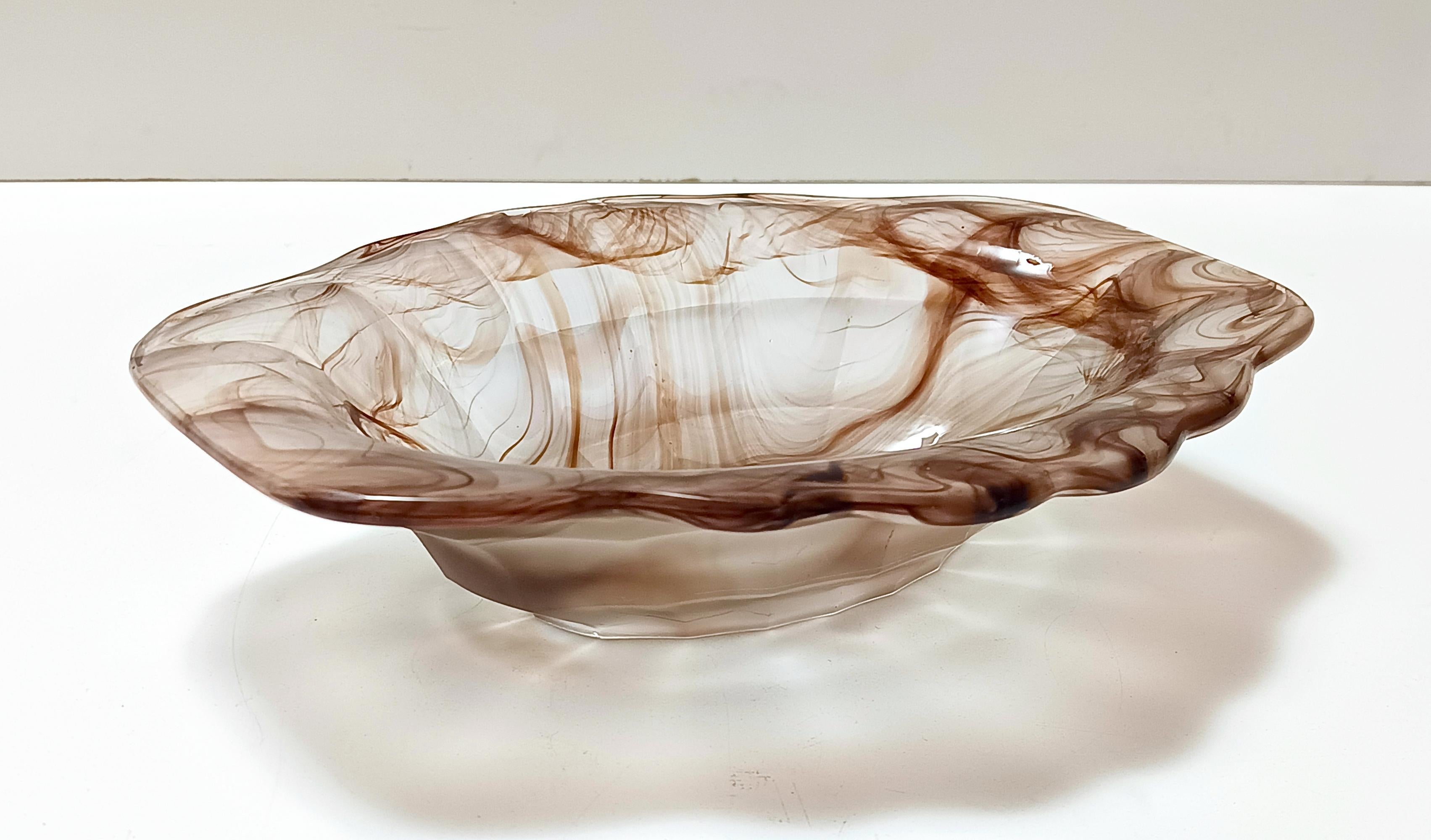 Cuenco o centro de mesa de cristal Sepia Cloud de George Davidson, Reino Unido Vidrio en venta