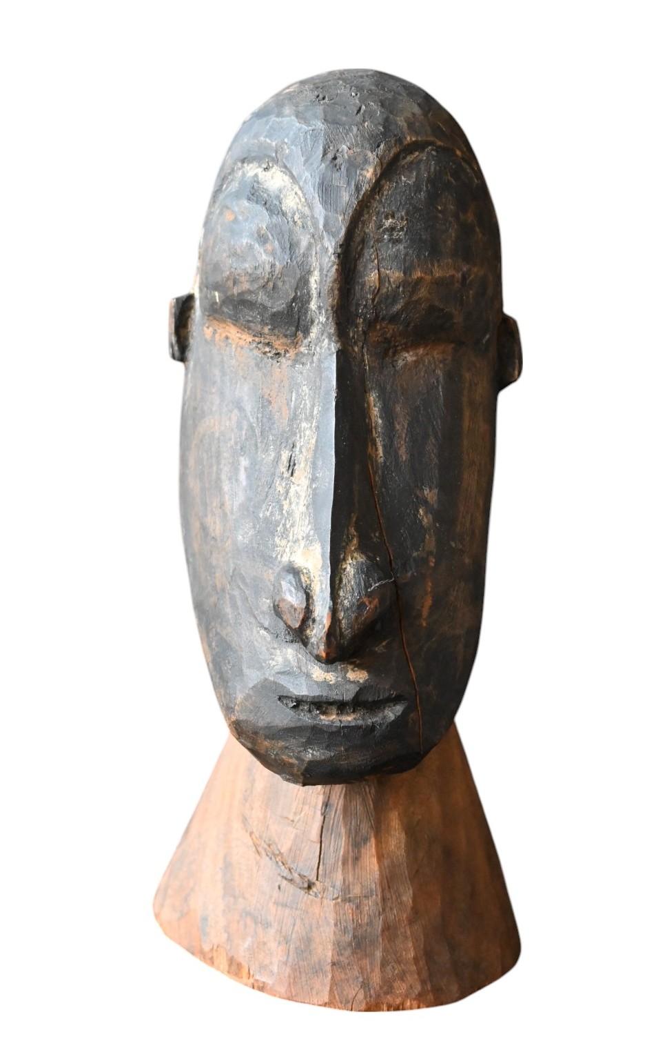 Tribal Sepik River (Keram Region), Papua New Guinea Ancestral Bust, mid 20th century For Sale