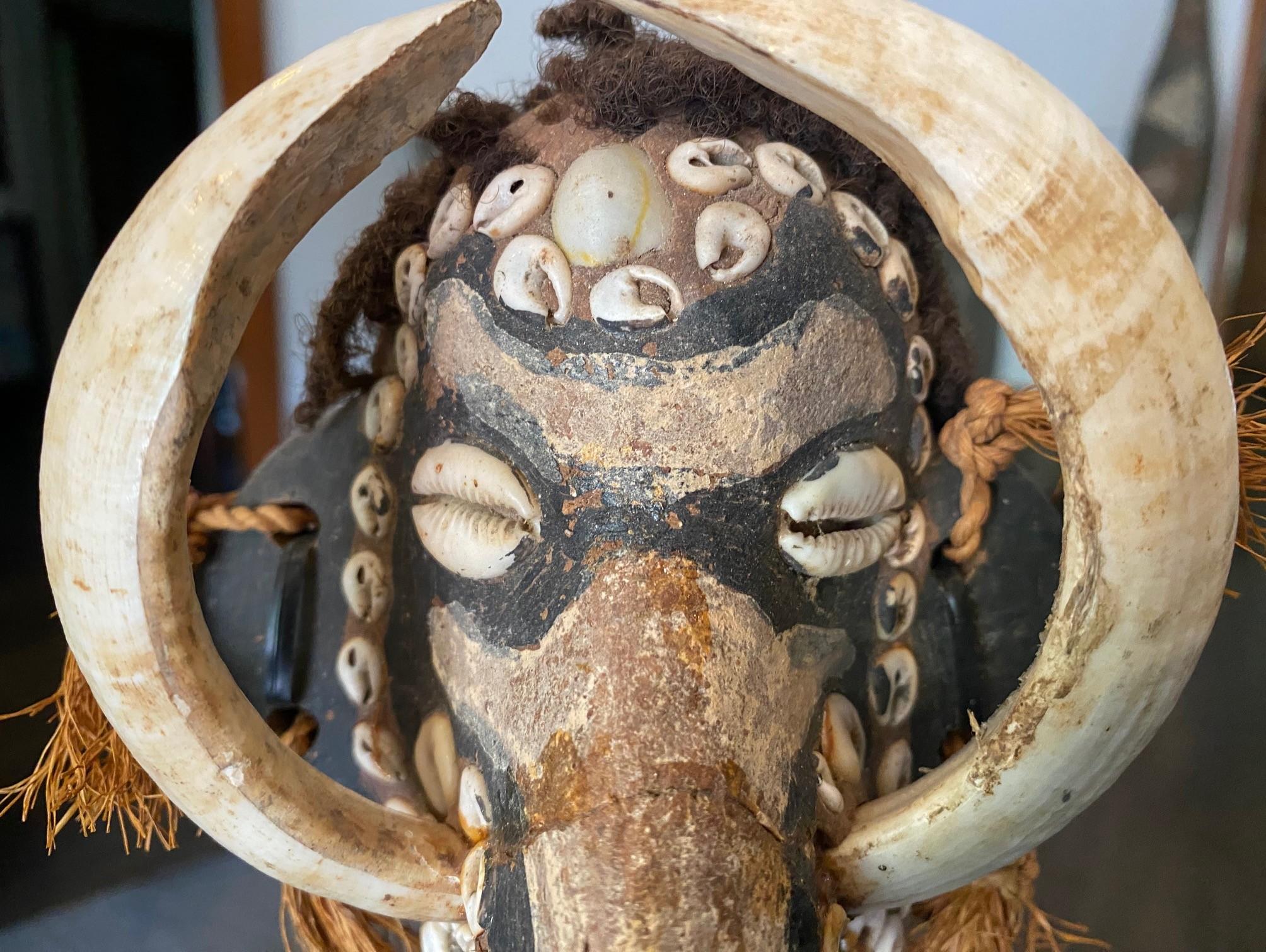 Popolo del fiume Sepik Papua &New Guinea Oceanico Primitivo Spirito Totem di Legno Figura in vendita 9