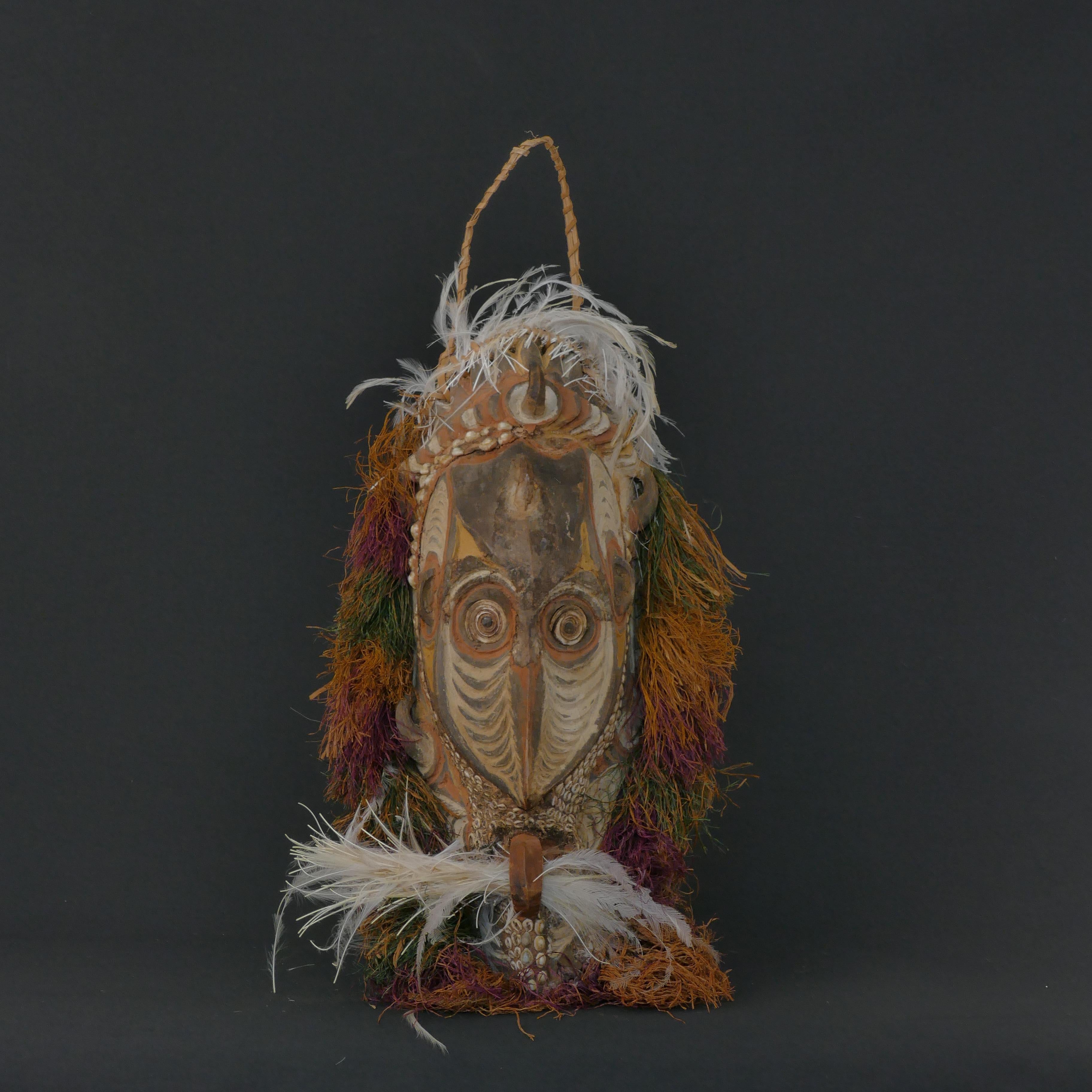 Papouan-néo-guinéen Masque en bois de la rivière Sepik, Papouasie-Nouvelle-Guinée, 20e siècle  en vente