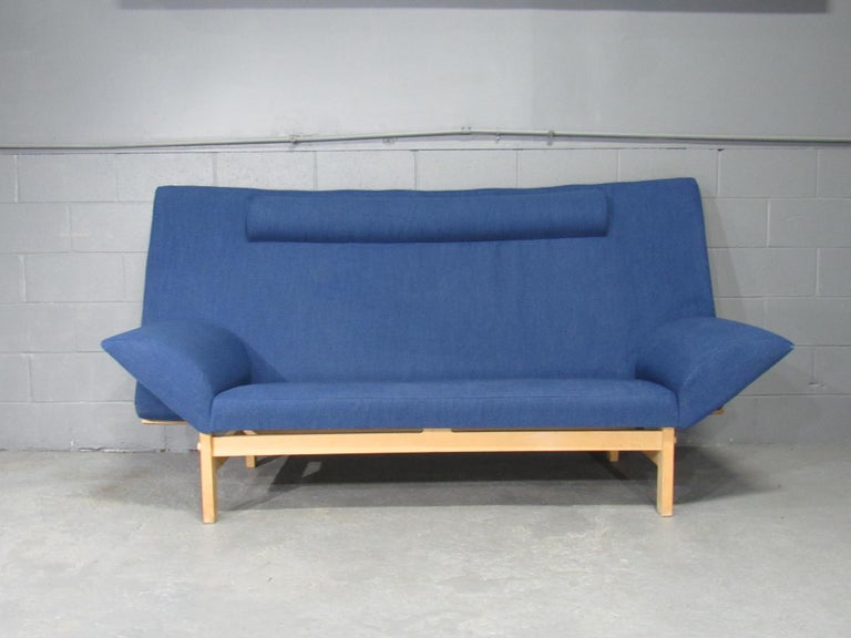 September Sofa Model Ge-299 by Takashi Okamura and Erik