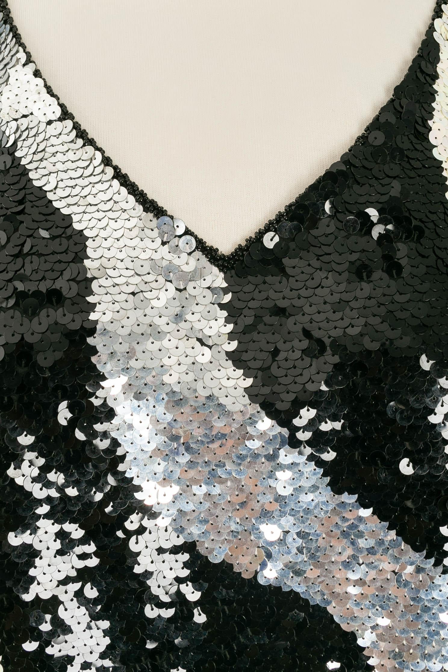 Paillettenbesetztes Kleid im Angebot 2