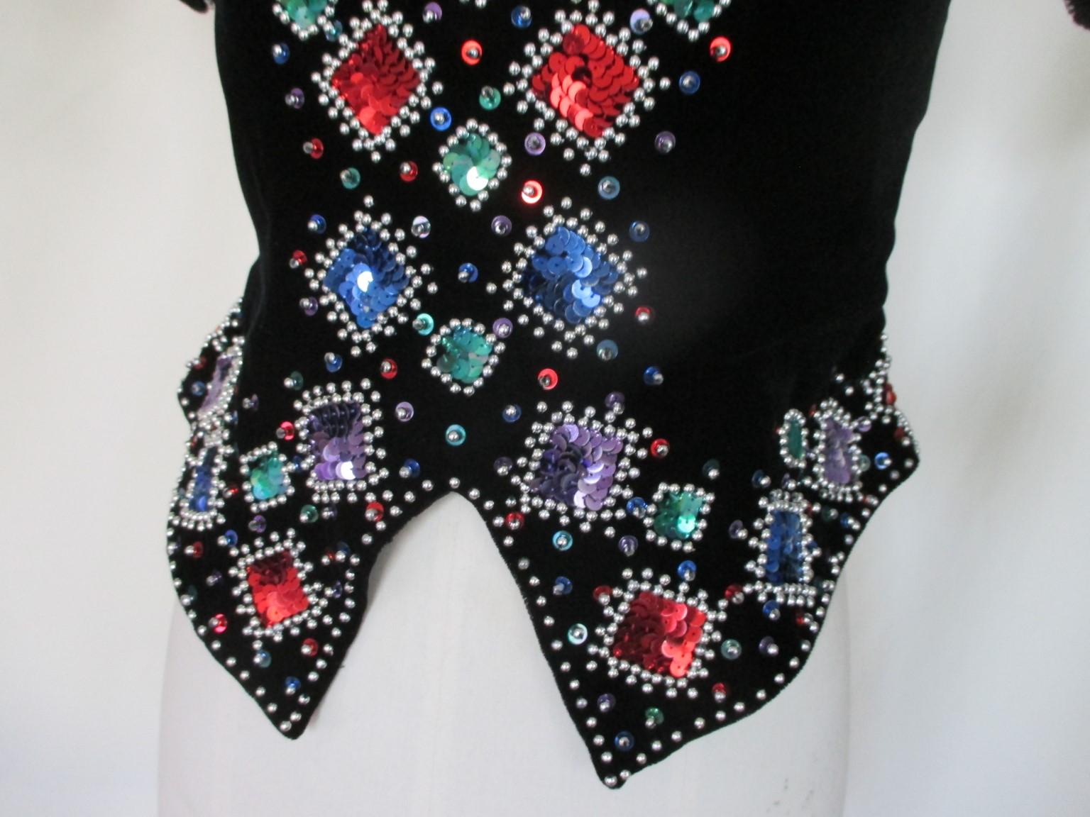 Sequins Black Velvet Show Top In Good Condition For Sale In Amsterdam, NL