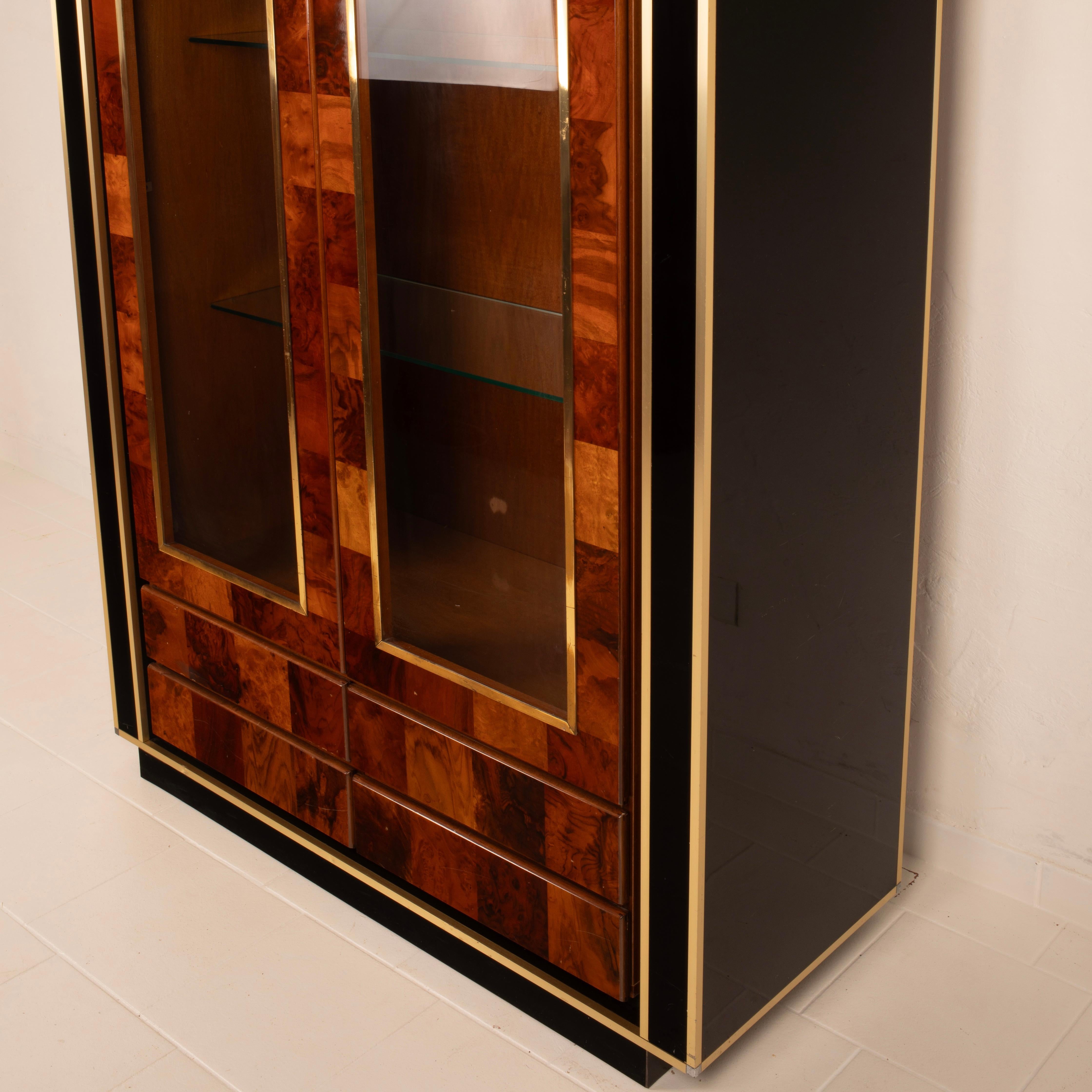 Italian Sequoia Burl Bar Cabinet by Willy Rizzo for Mario Sabot in vendita