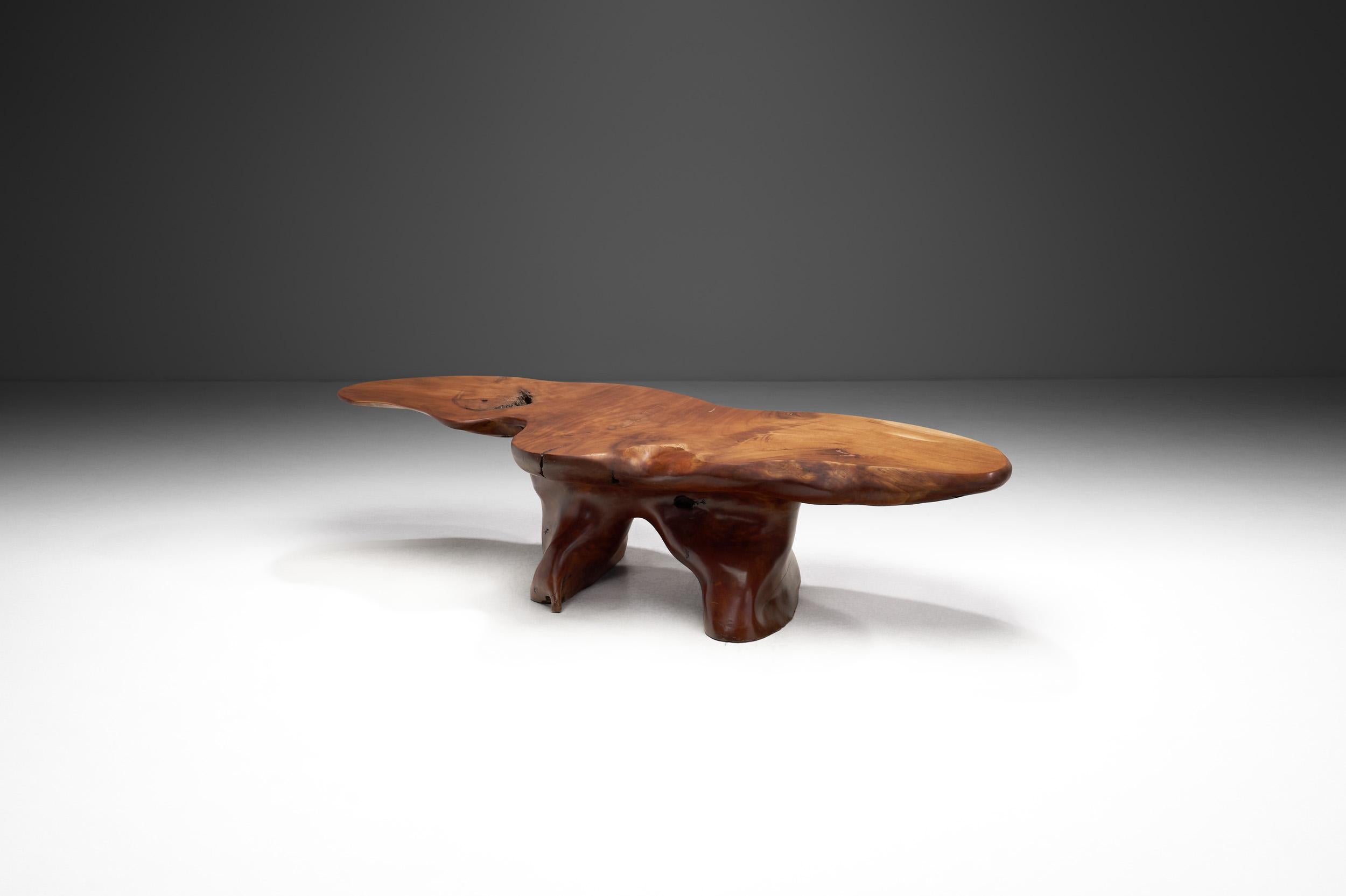 Burl wood furniture is one of those design moments that seems to last forever—and with good reason. Popularized in the Art Deco and Hollywood Regency eras (and again in the 1970s), burl wood is having a major resurgence in modern interior