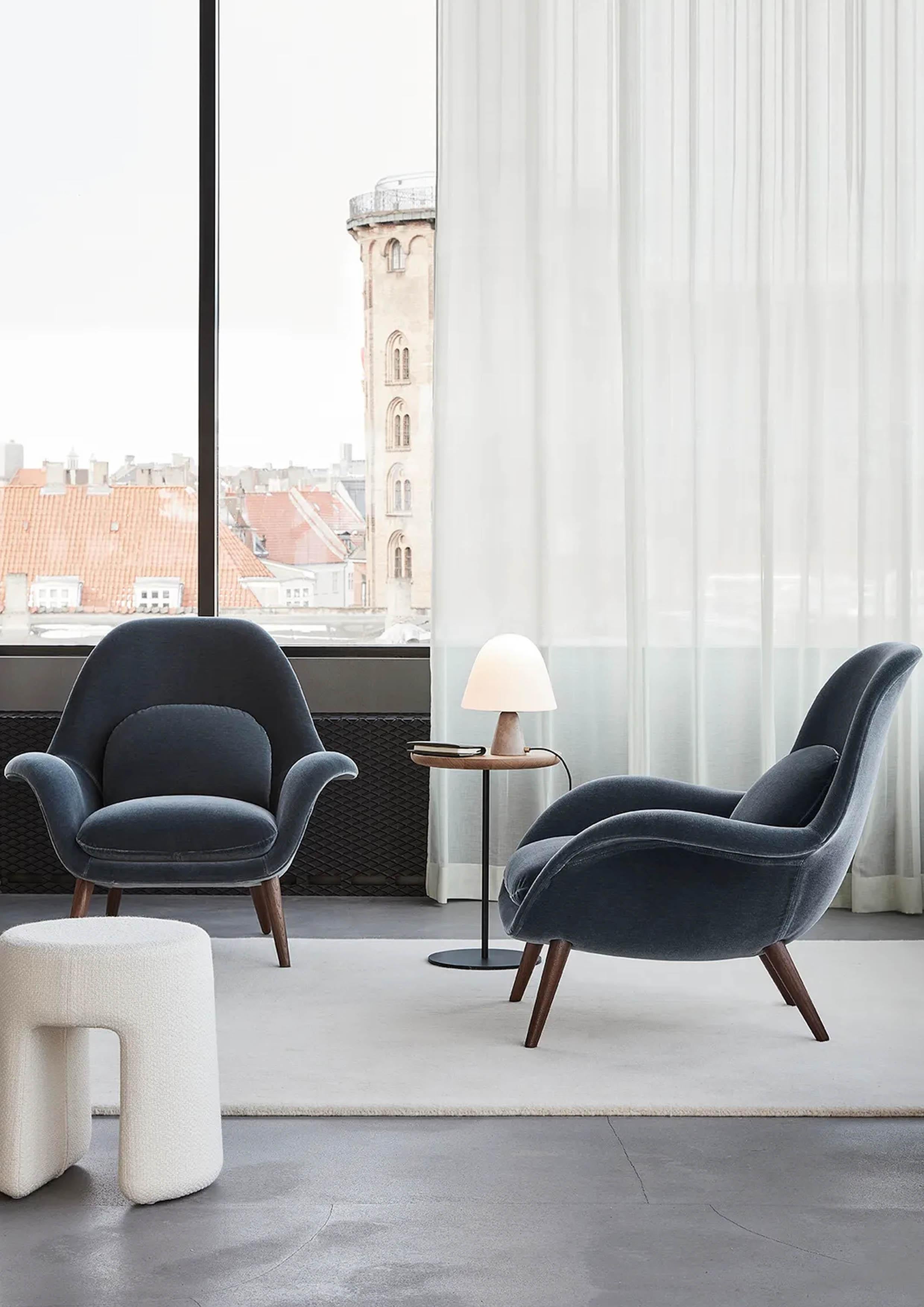 Der Hocker „Customer's Own Material“ von Space Copenhagen für Fredericia, Türkis C.O.M (21. Jahrhundert und zeitgenössisch) im Angebot