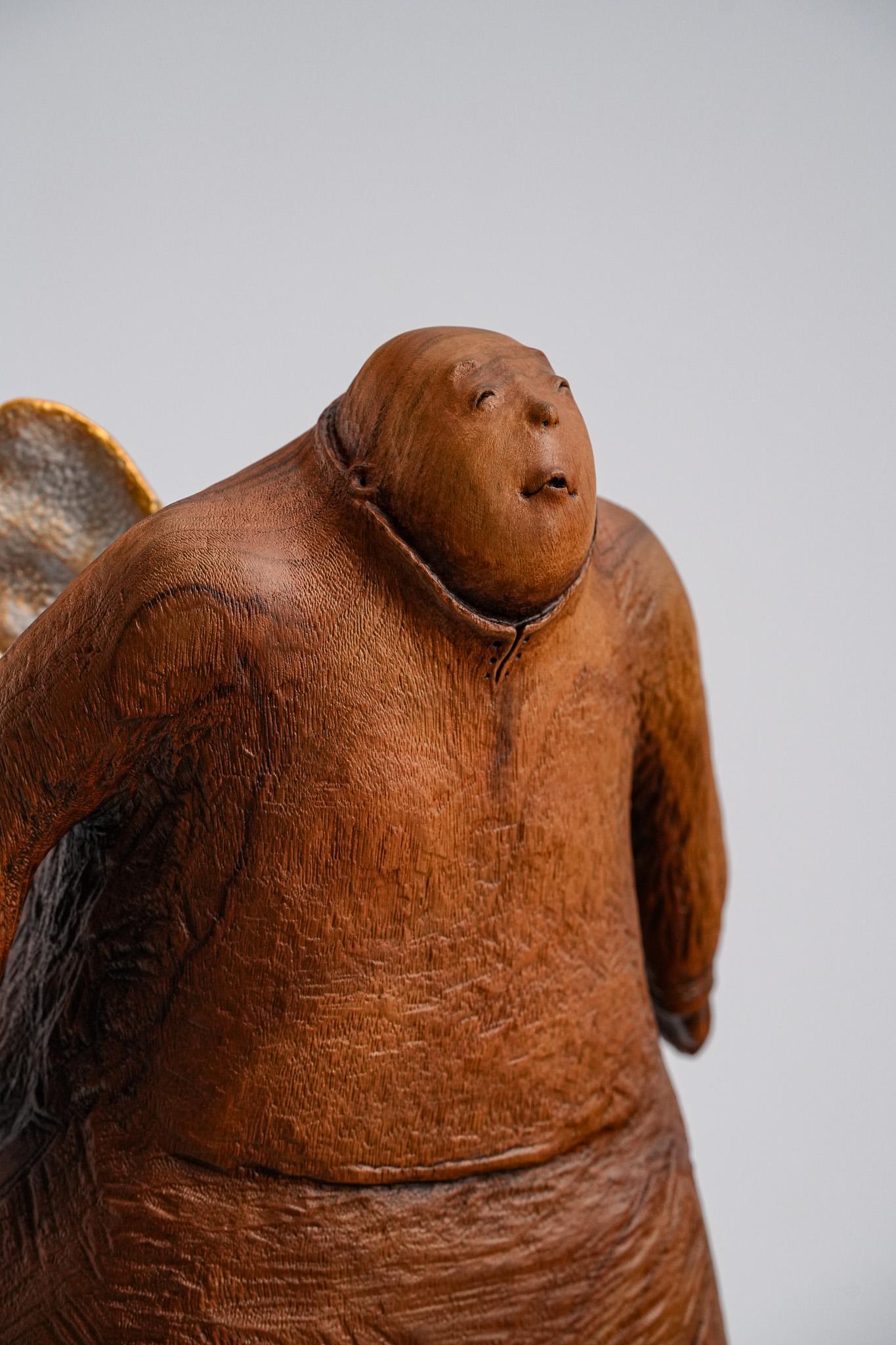 Dream of Flight, Zeitgenössische handgeschnitzte Holzskulptur, 2019 im Angebot 2