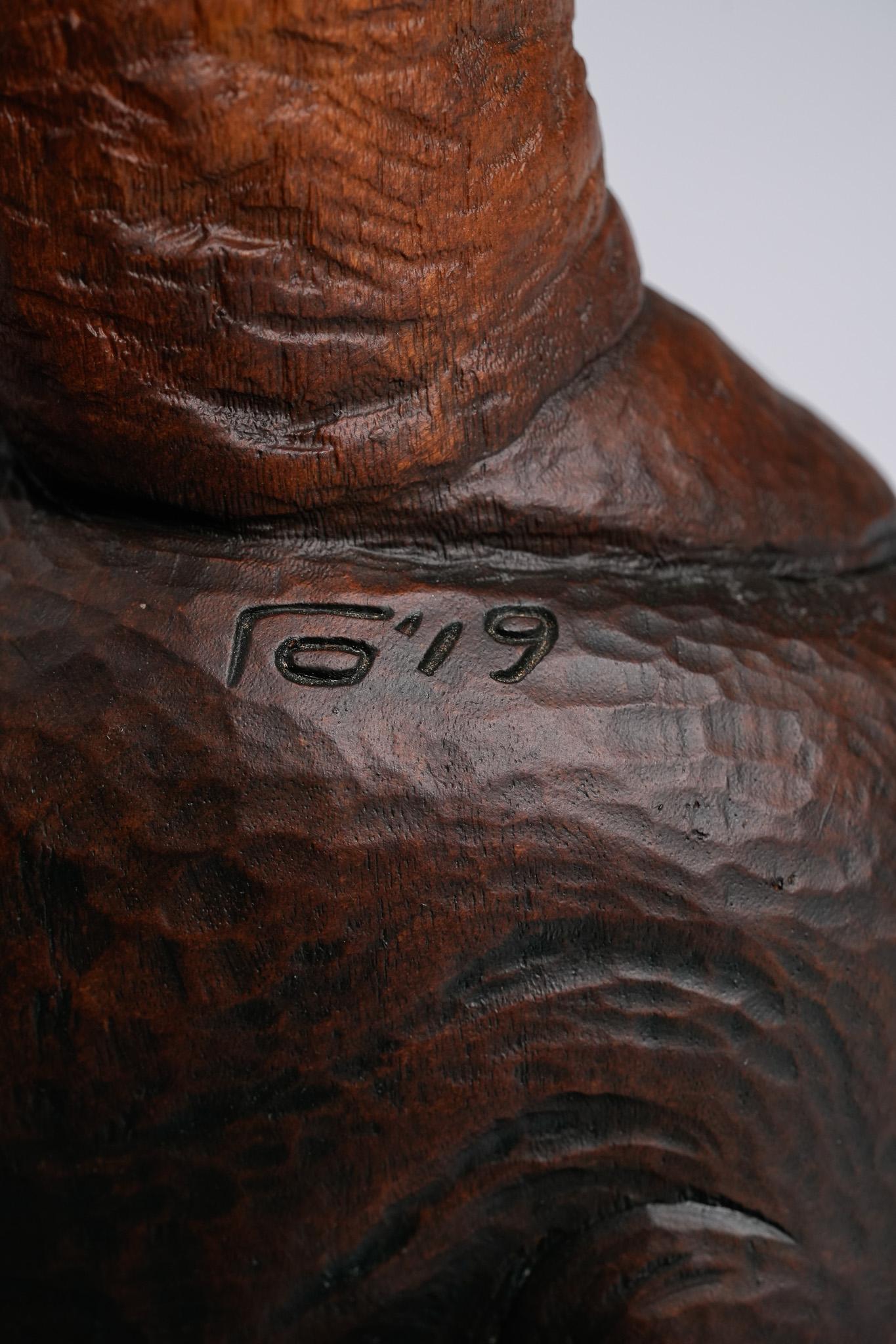 Gotting, Zeitgenössische handgeschnitzte Holzskulptur, 2019 im Angebot 7