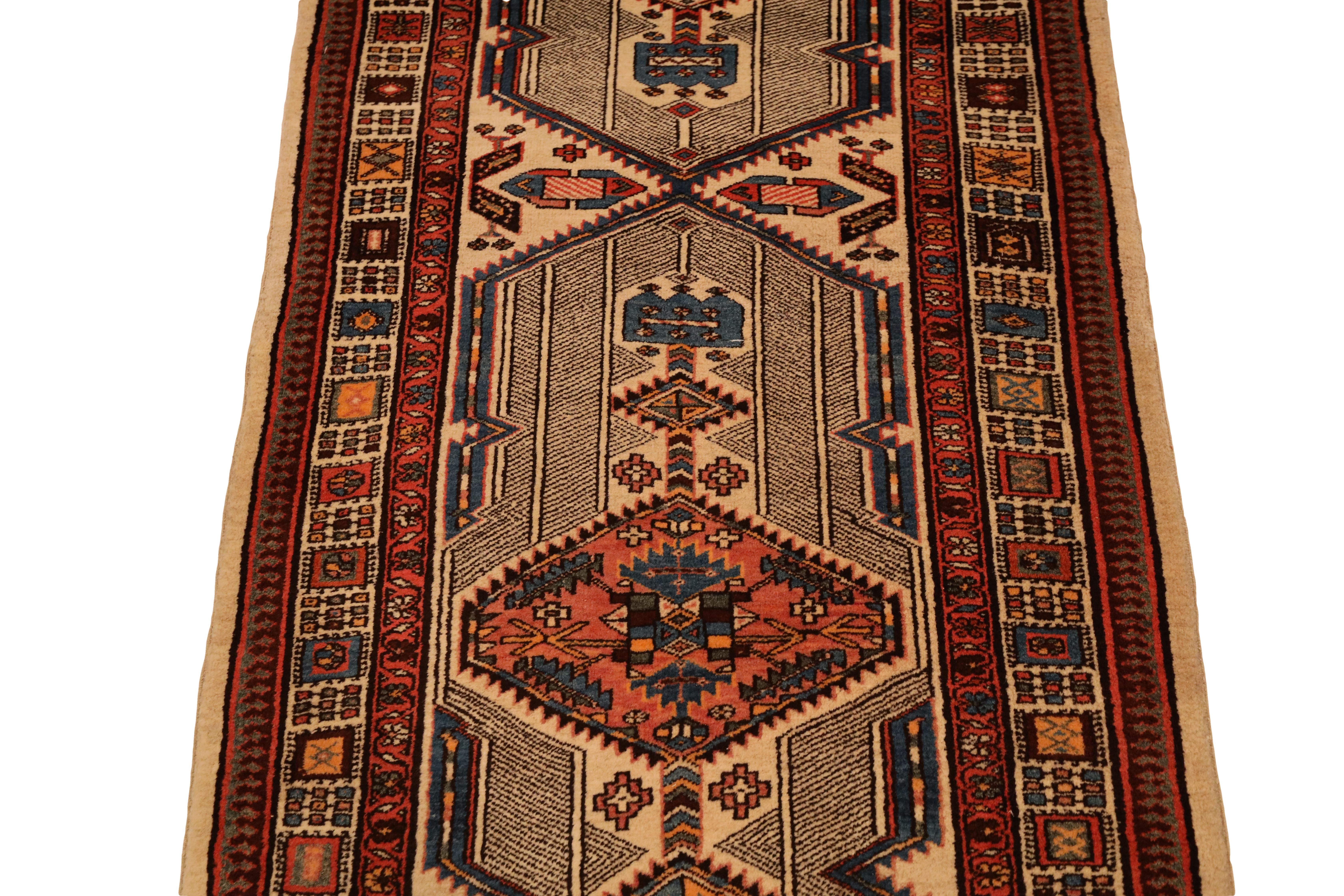 Hand-Knotted Serab Semi-Antique Runner - 3'2