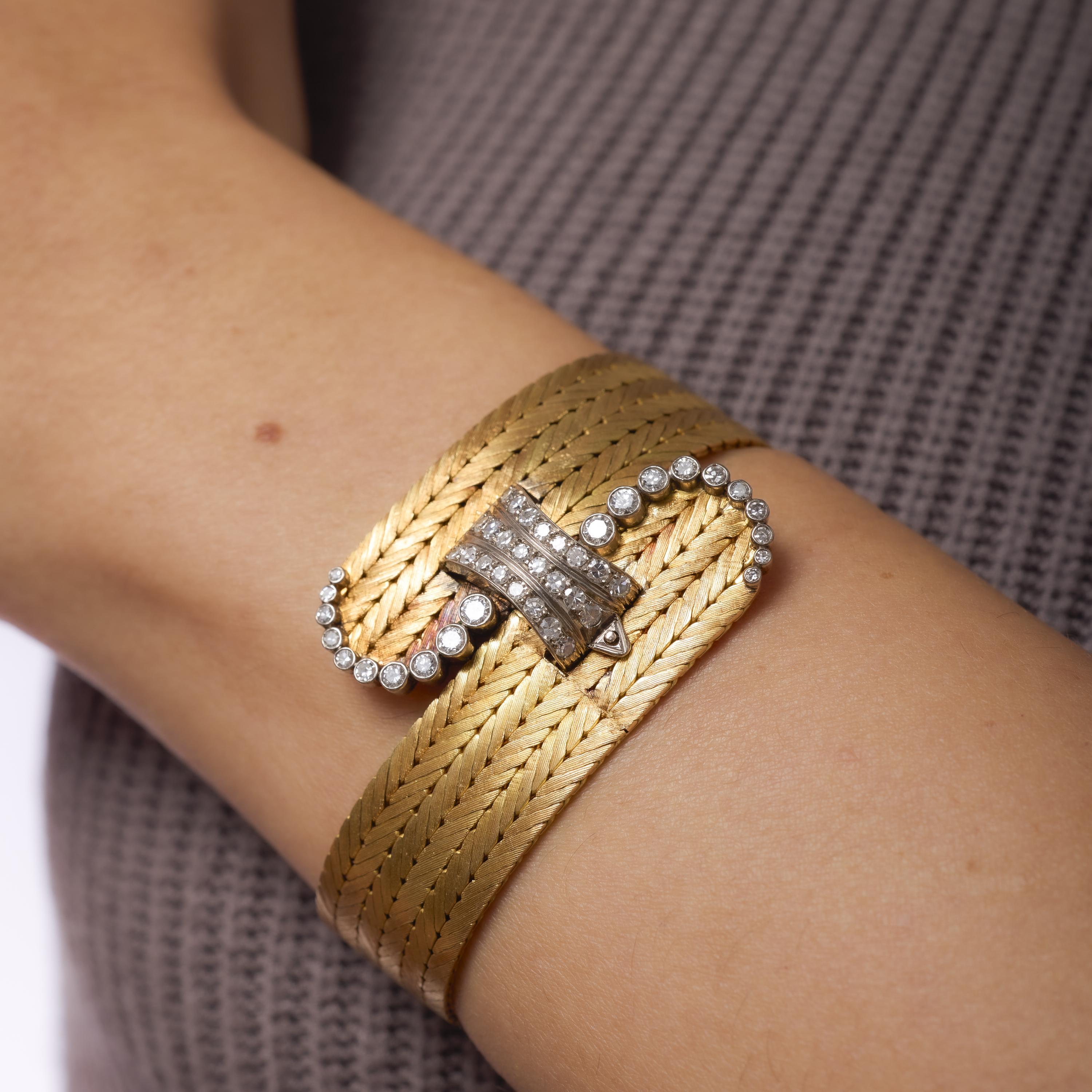 Round Cut Serafino Brevetto Italian diamond 18k yellow gold buckle bracelet For Sale