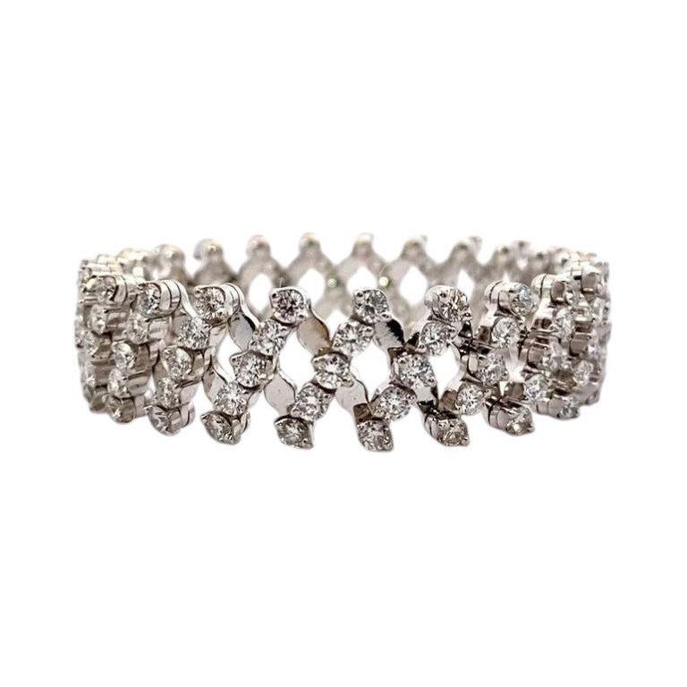 Serafino Consoli Brevetto 18kt White Gold Brilliant Ring & Bangle, 4.72ct Tw Vs