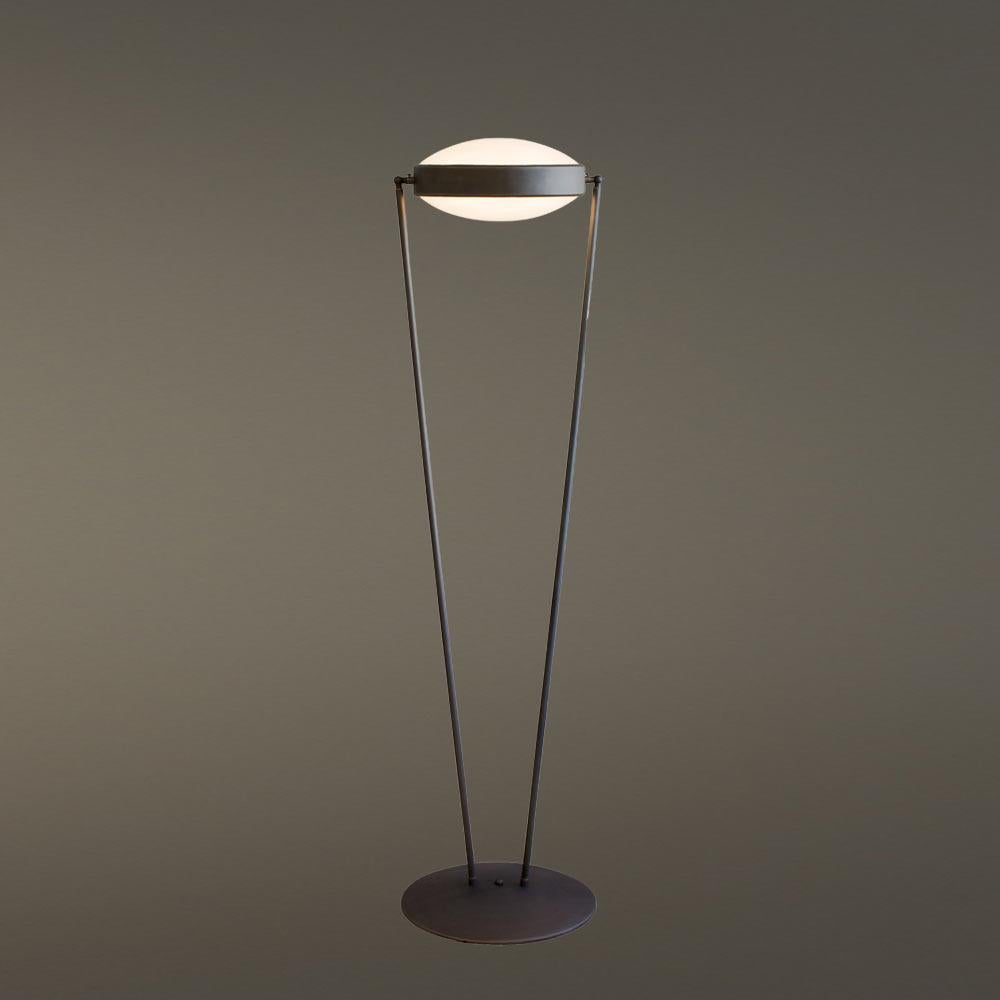 Introducing the Seraph floor lamp designed by Samuel Hillard. 
The double sided shade rotates 360 degrees to highlight your rooms best details with dynamic illuminated style.
Clear Frosted glass & Satin Brass patina
Measures: Shade: 14