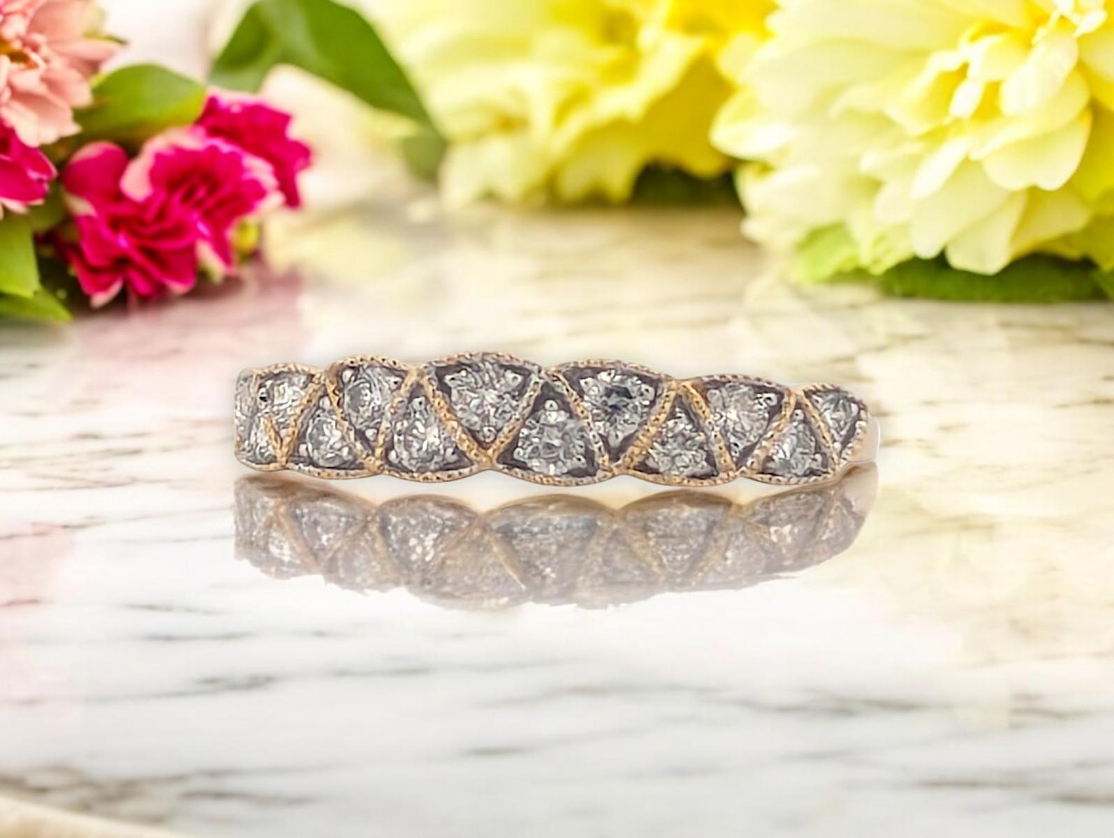 💛 Vintage Elegance  14K Yellow Gold Diamond Milgrain Ring (0.40 CTW, Size 7)

Step into timeless elegance with this 14K yellow gold diamond ring, featuring 0.40 CTW of natural diamonds intricately set along a delicate milgrain band. This