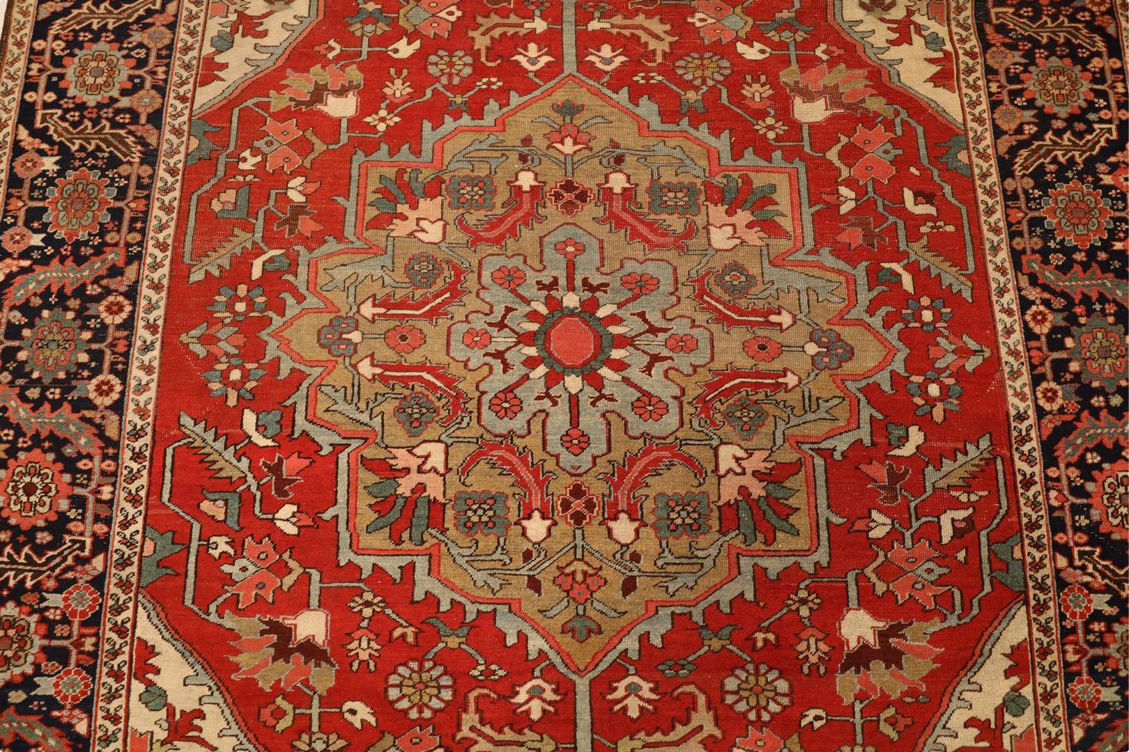 Wool Serapi Antique Room-Size Rug - 7'10