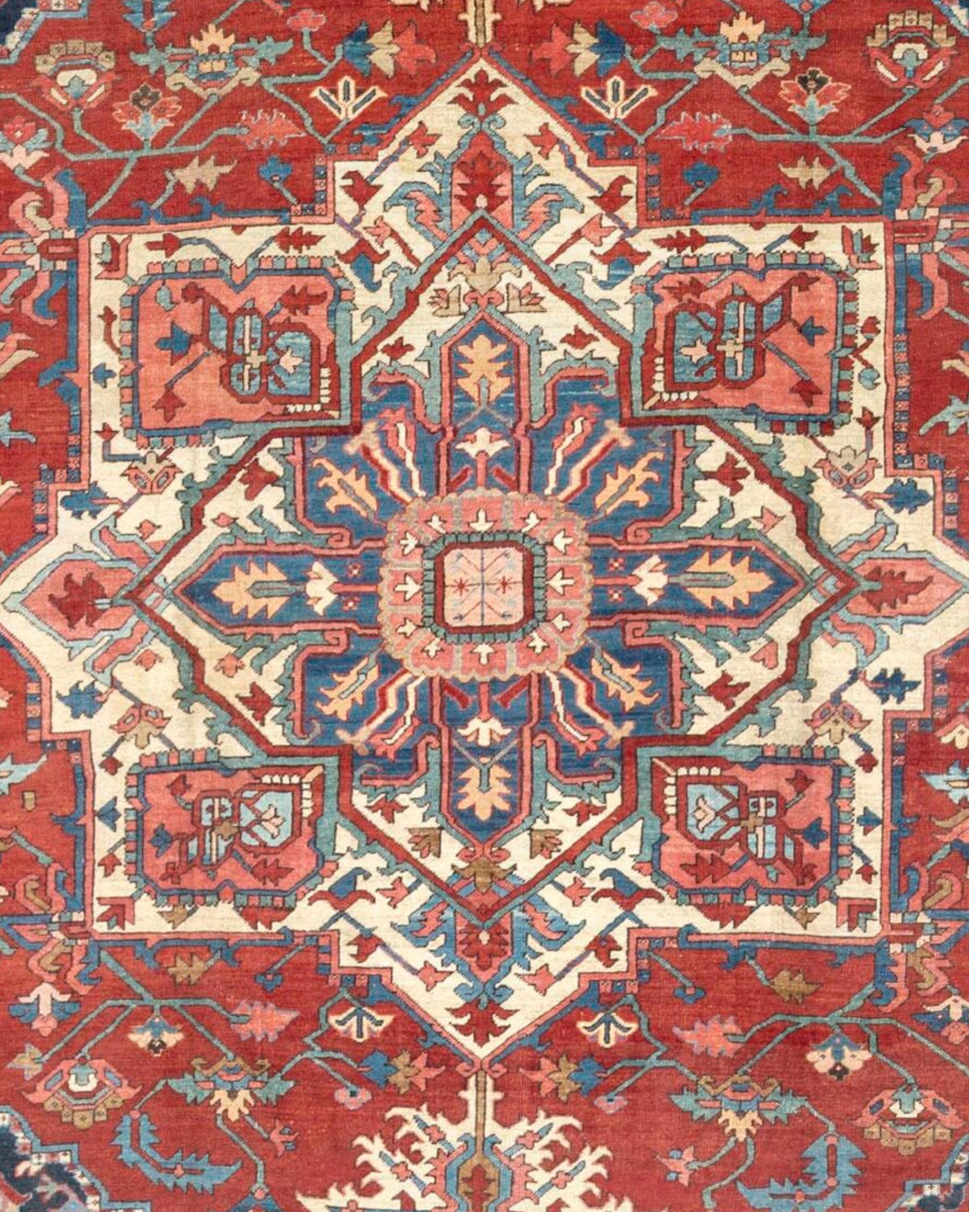 Noué à la main Grand tapis persan Serapi ancien, vers 1900 en vente