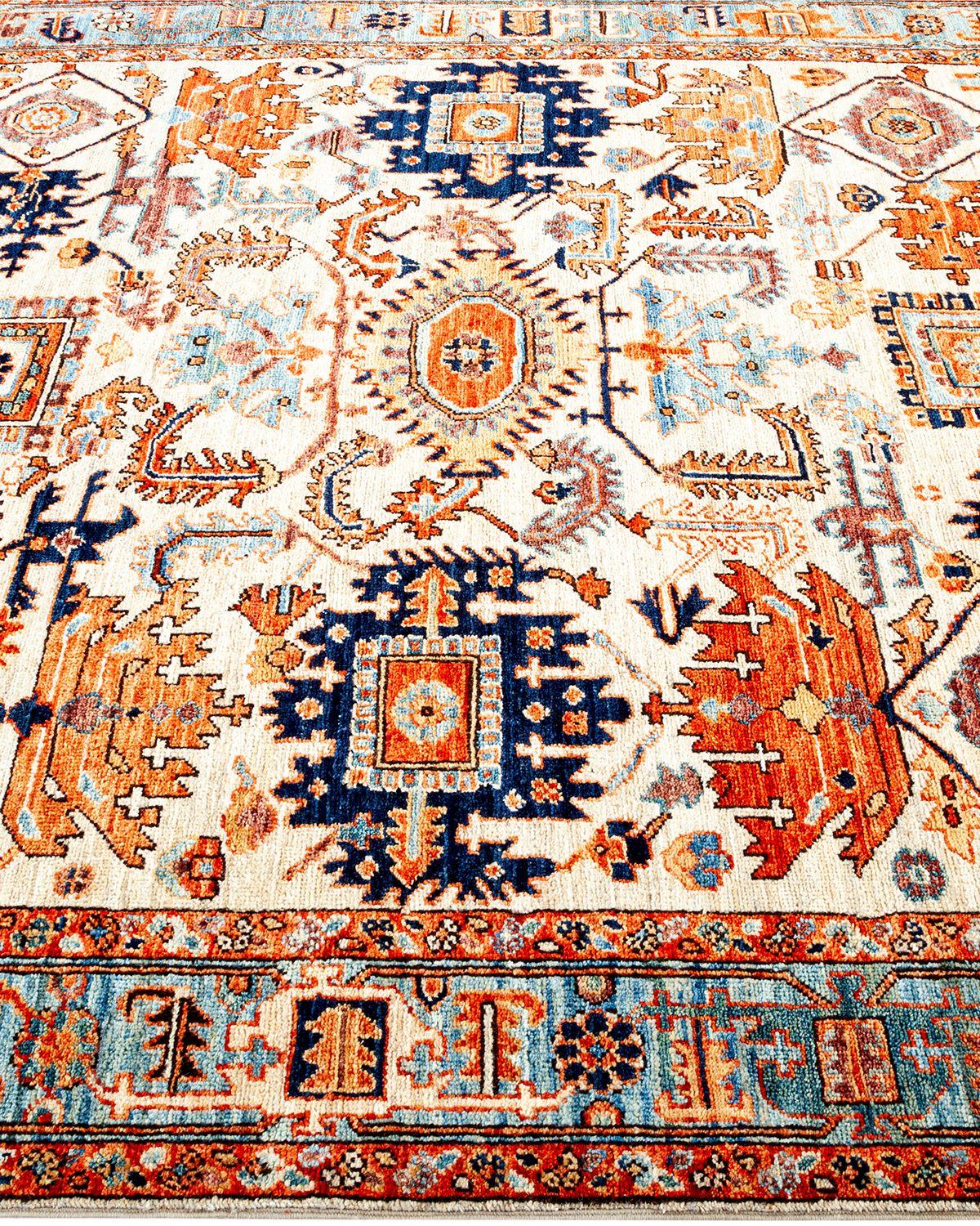 Pakistani Serapi, One-of-a-kind hand knotted Runner Rug, Ivory For Sale