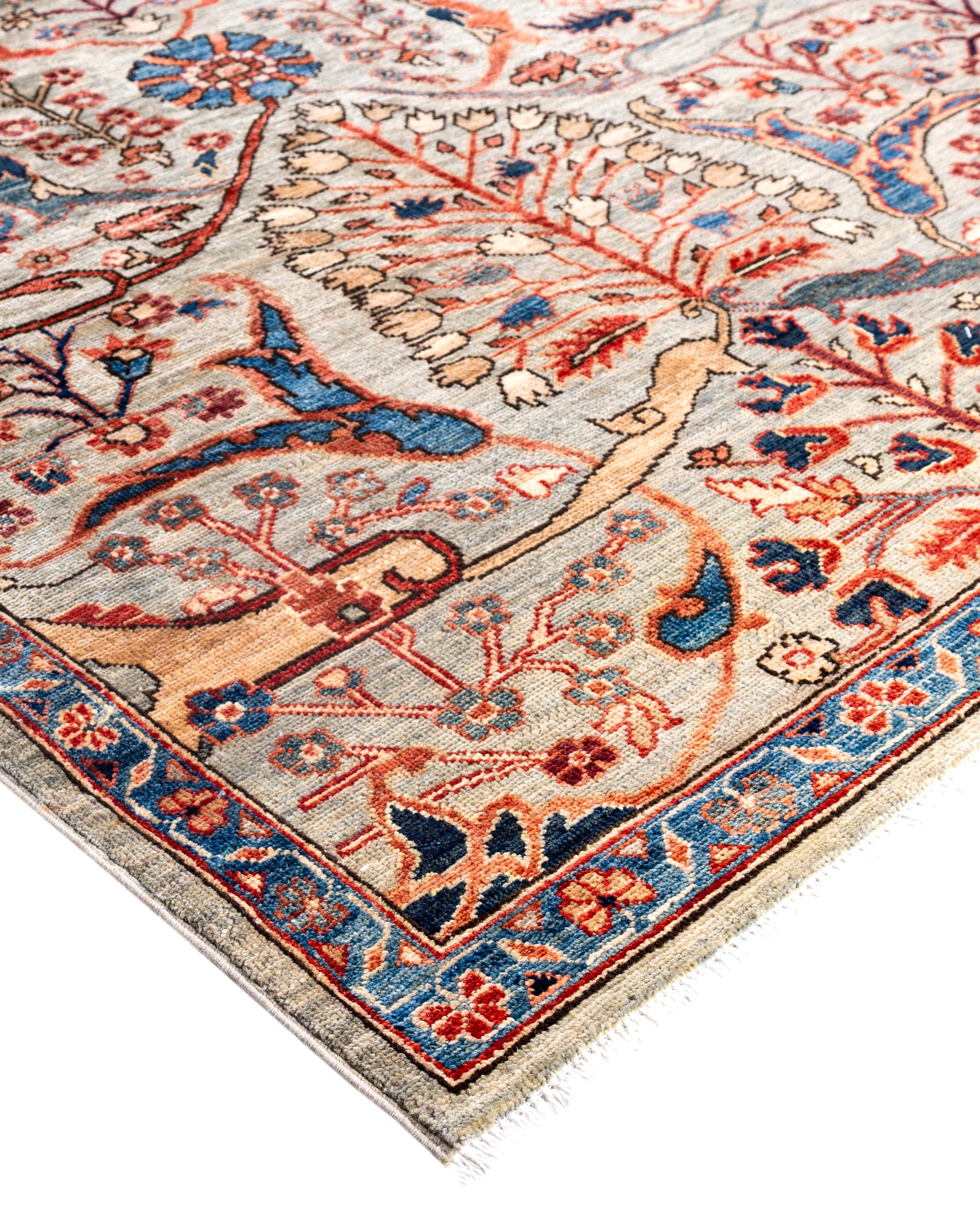 Les tapis Serapi sont connus pour leurs motifs géométriques audacieux et leurs riches couleurs. Ils présentent souvent un médaillon central entouré de motifs complexes. Ils utilisent généralement une palette de couleurs chaudes et terreuses, avec