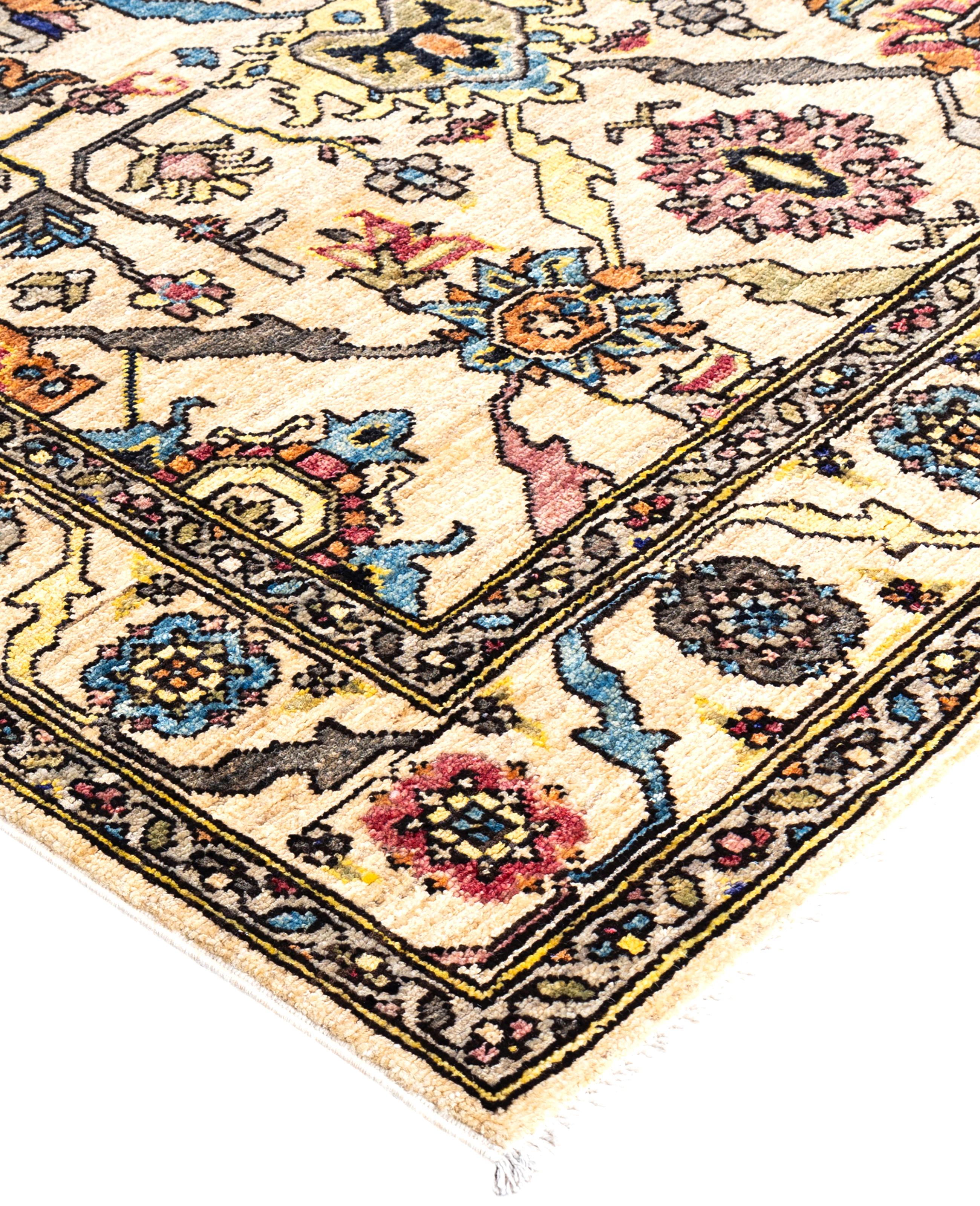 I tappeti Serapi sono noti per i loro audaci disegni geometrici e i colori ricchi, spesso caratterizzati da un medaglione centrale circondato da motivi intricati. In genere utilizzano una tavolozza di colori caldi e terrosi con rossi intensi, blu,
