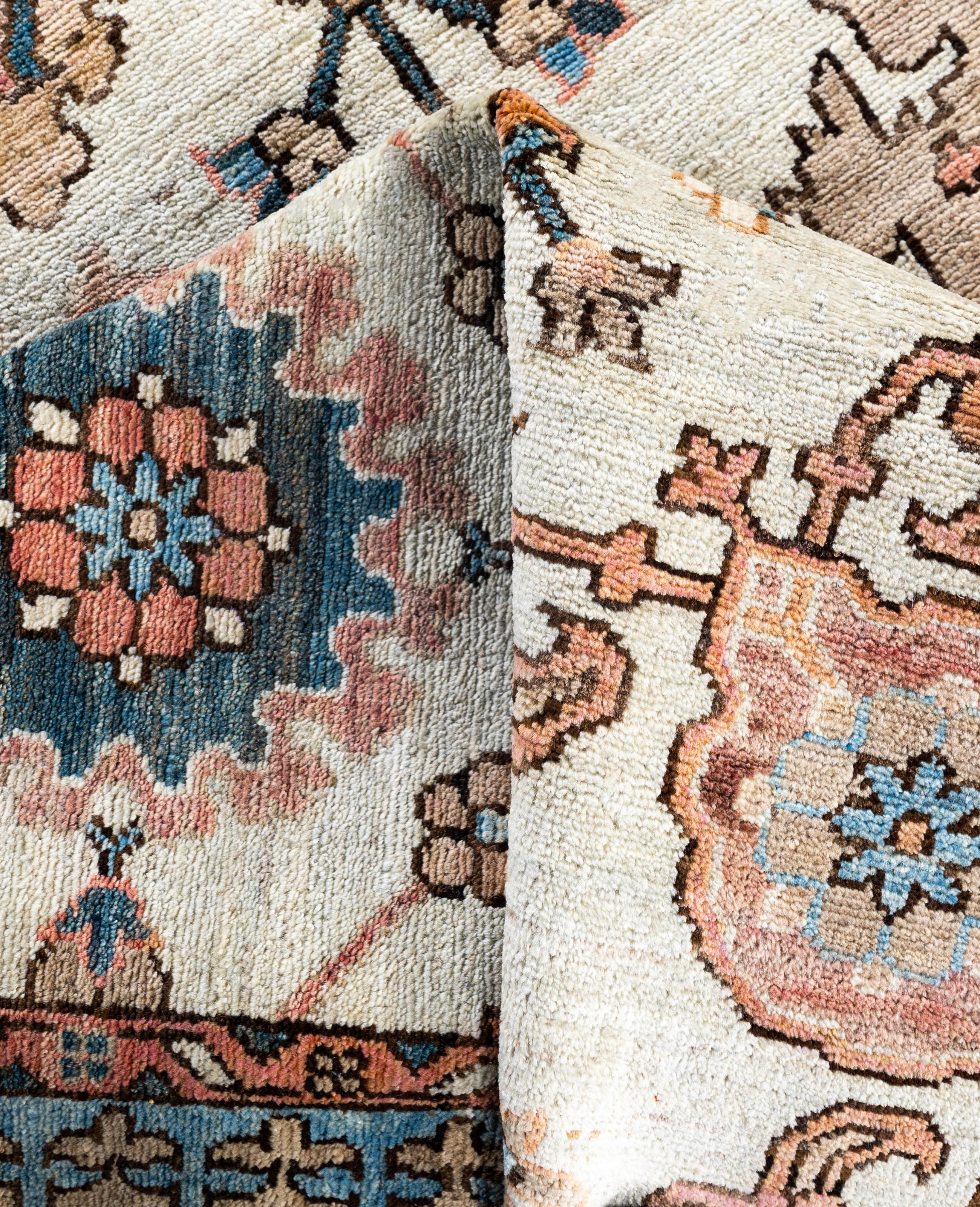 Serapi One-of-a-Kind Wolle Elfenbein Bereich Teppich 4' 0