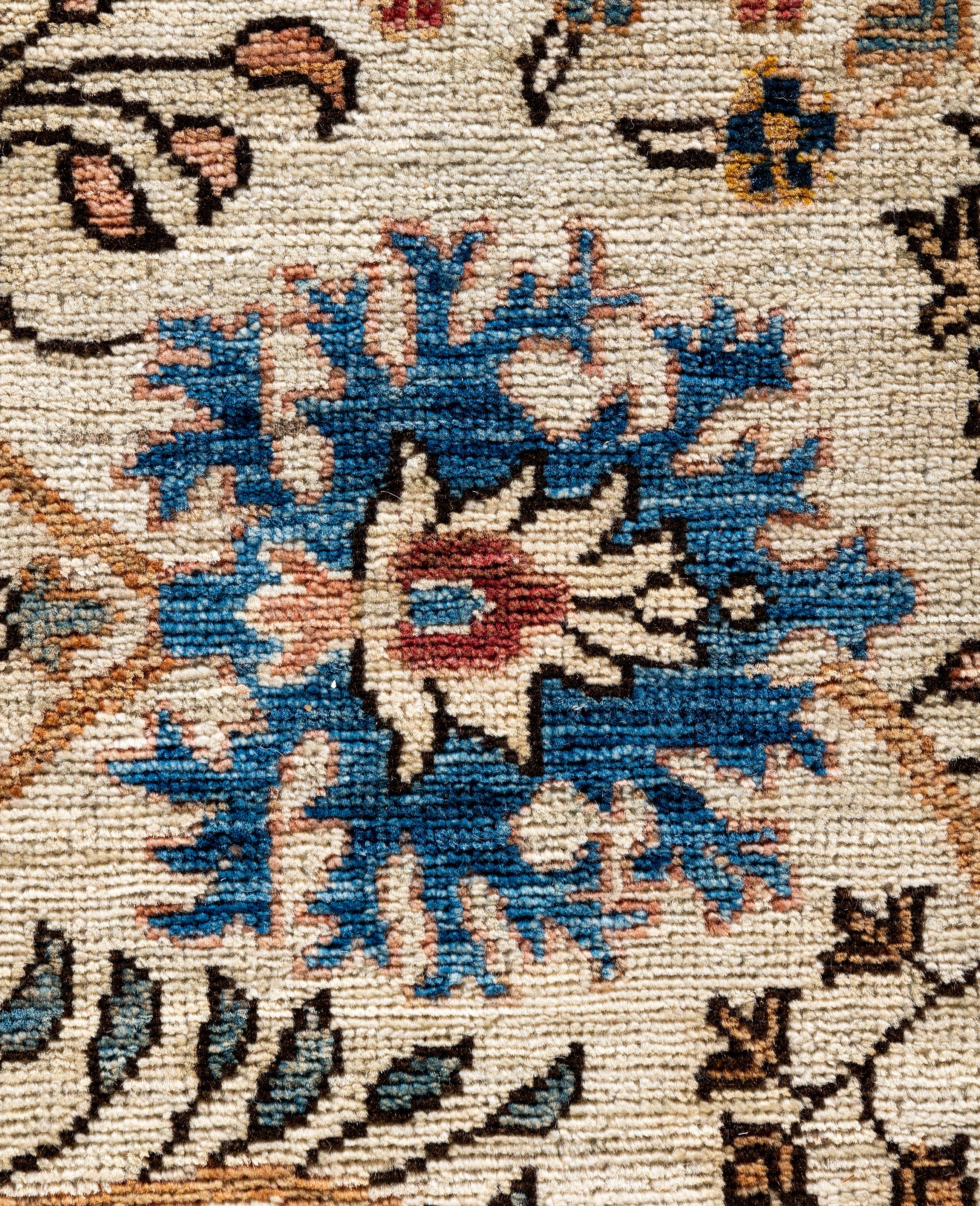 Pakistani Serapi One-of-a-Kind Wool Ivory Area Rug 7' 11