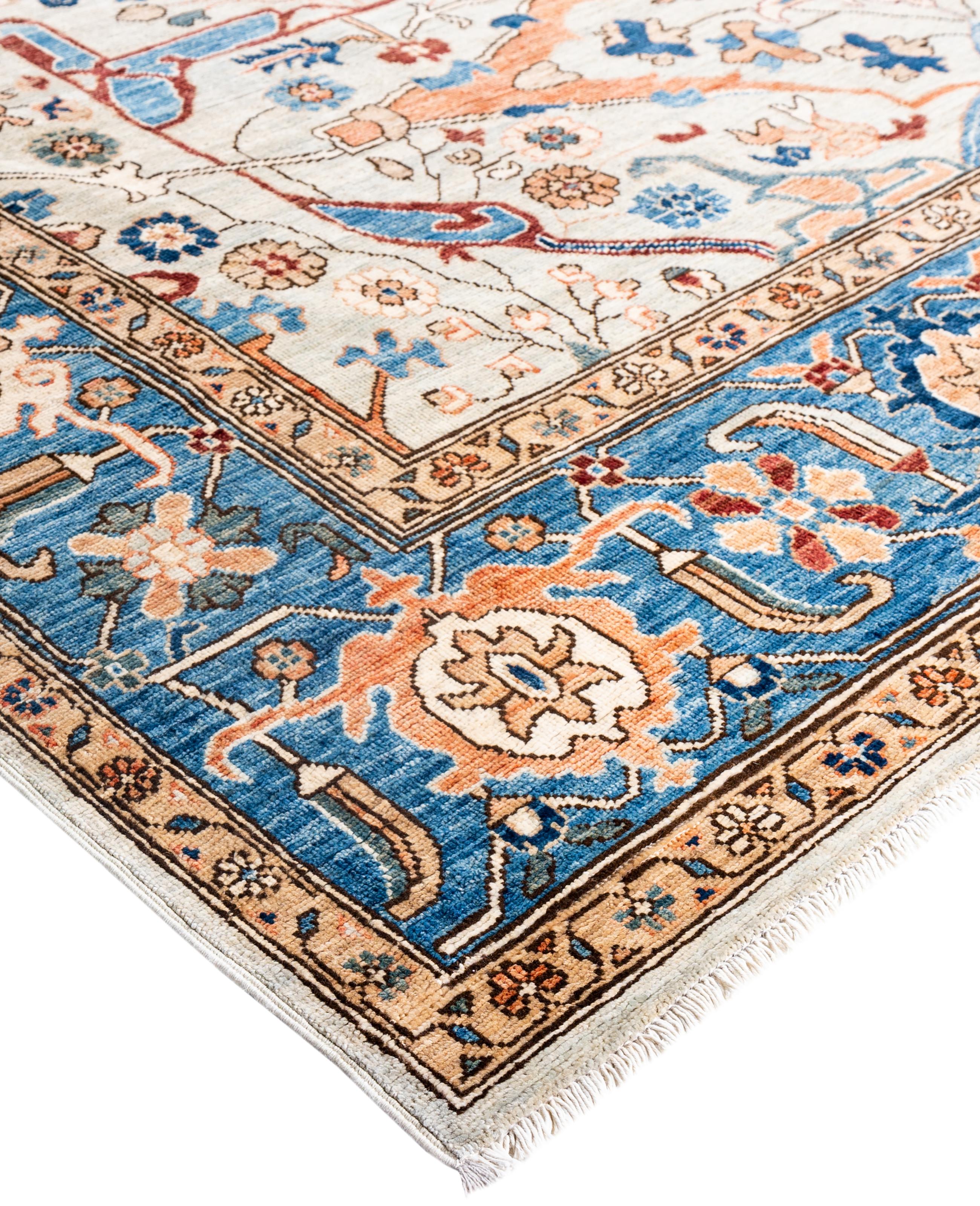 Las alfombras Serapi son conocidas por sus diseños geométricos y audaces y sus ricos colores, a menudo con un medallón central rodeado de intrincados dibujos. Suelen utilizar una paleta de colores cálidos y terrosos, con rojos intensos, azules,