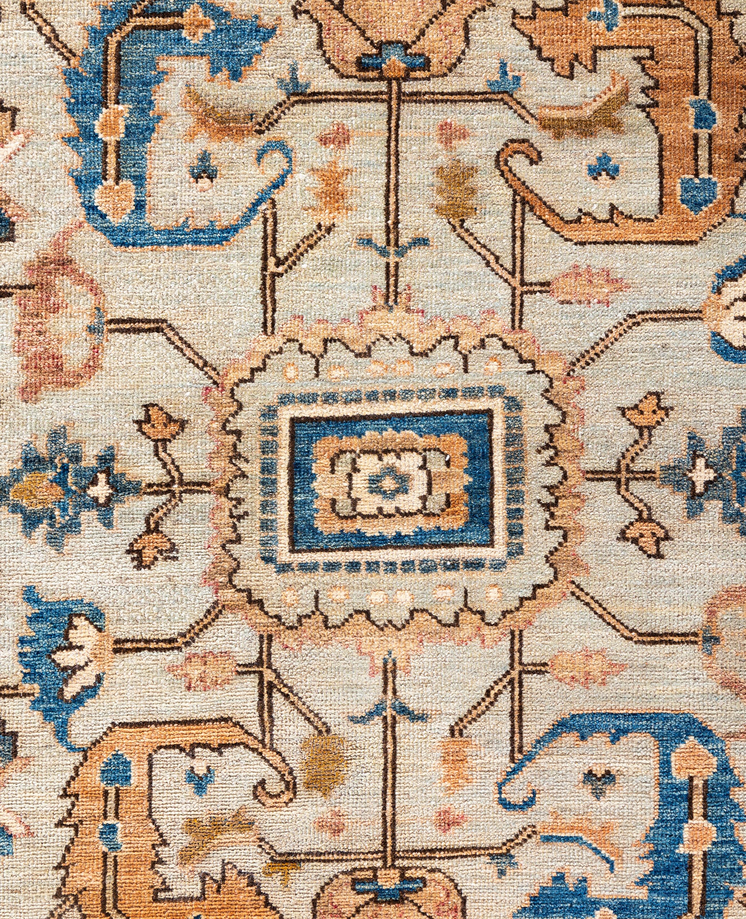 Pakistanais Serapi Tapis de zone unique en laine ivoire 8' 1