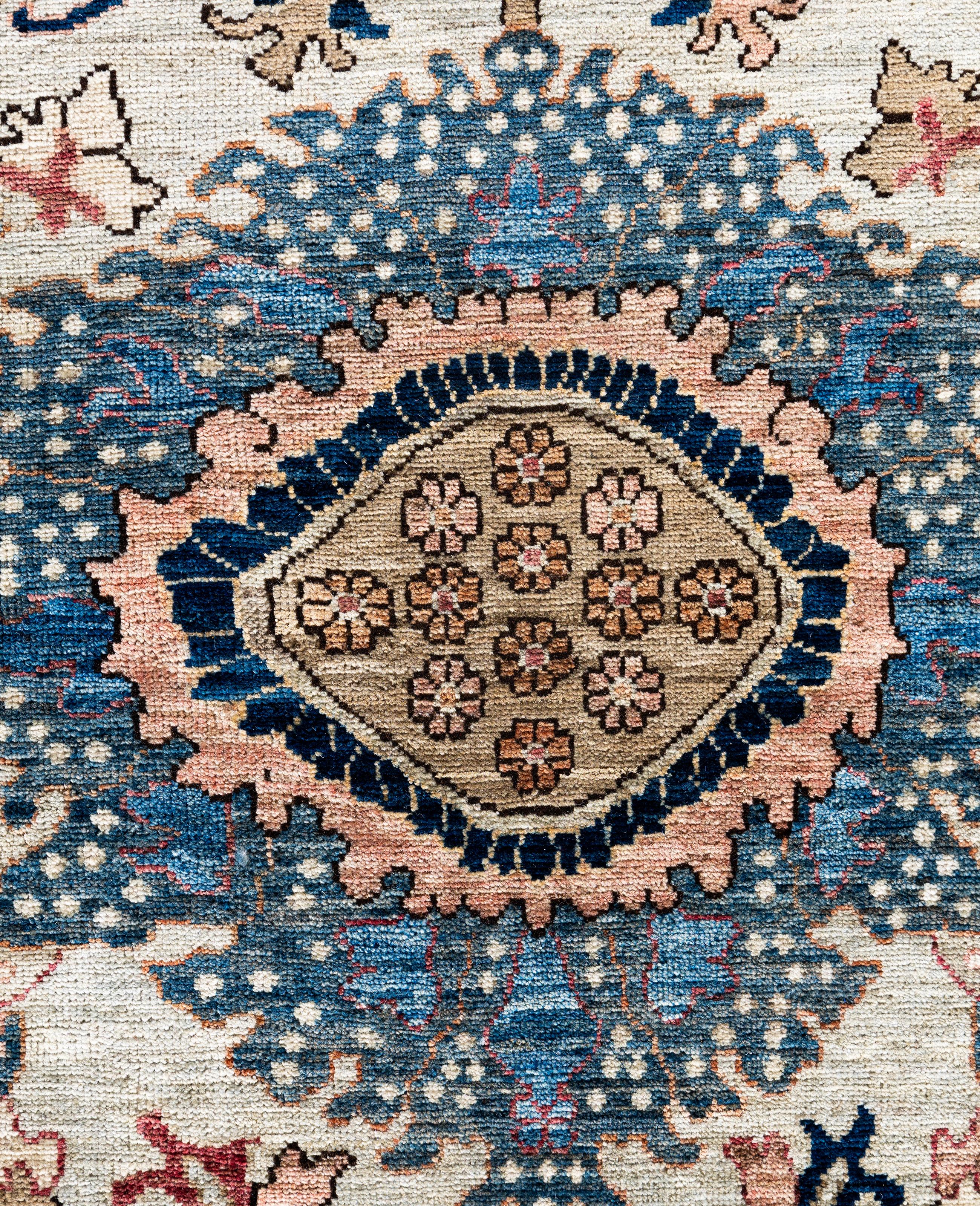 Pakistani Serapi One-of-a-Kind Wool Ivory Area Rug 8' 11