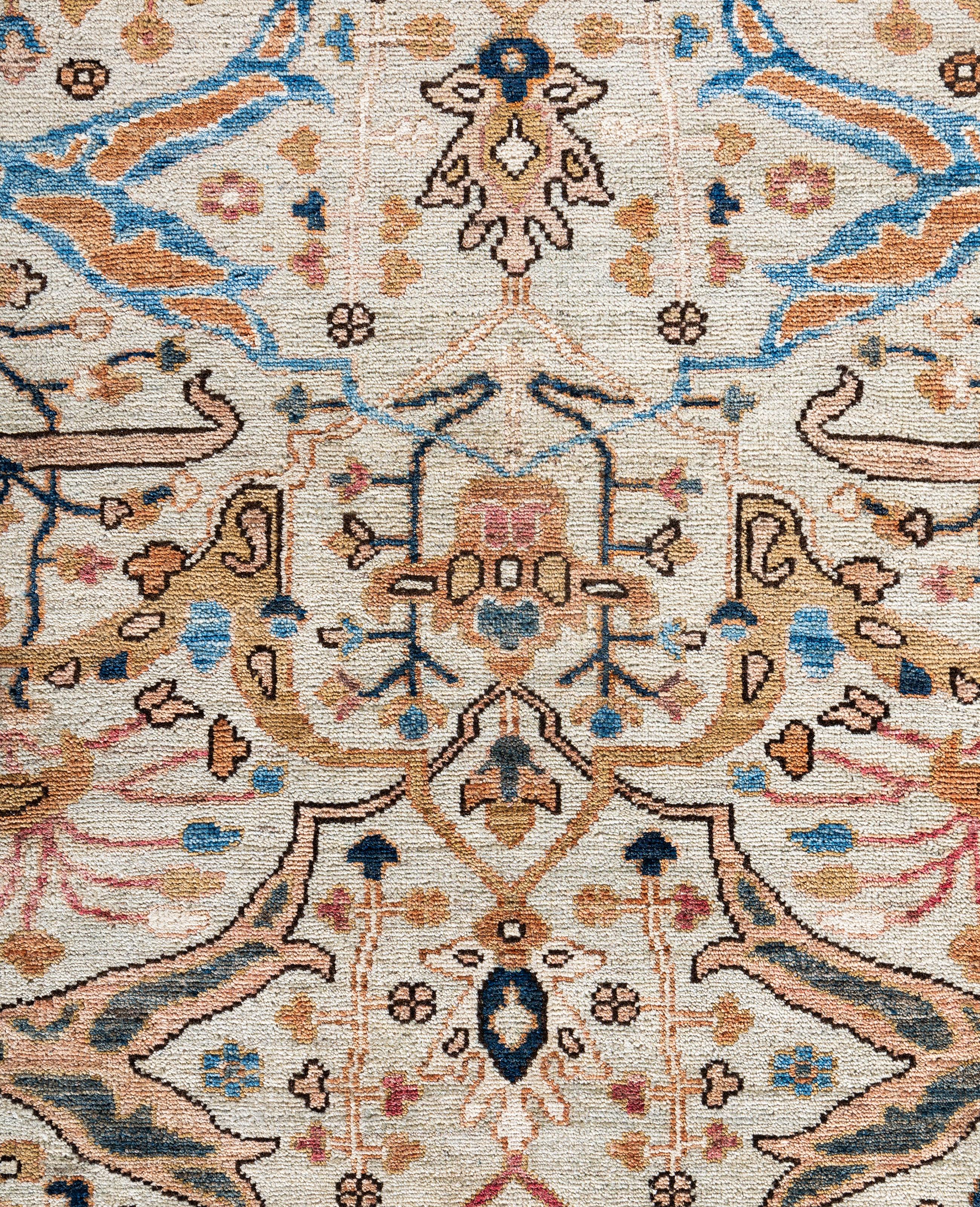 Pakistani Serapi One-of-a-Kind Wool Ivory Area Rug 9' 0