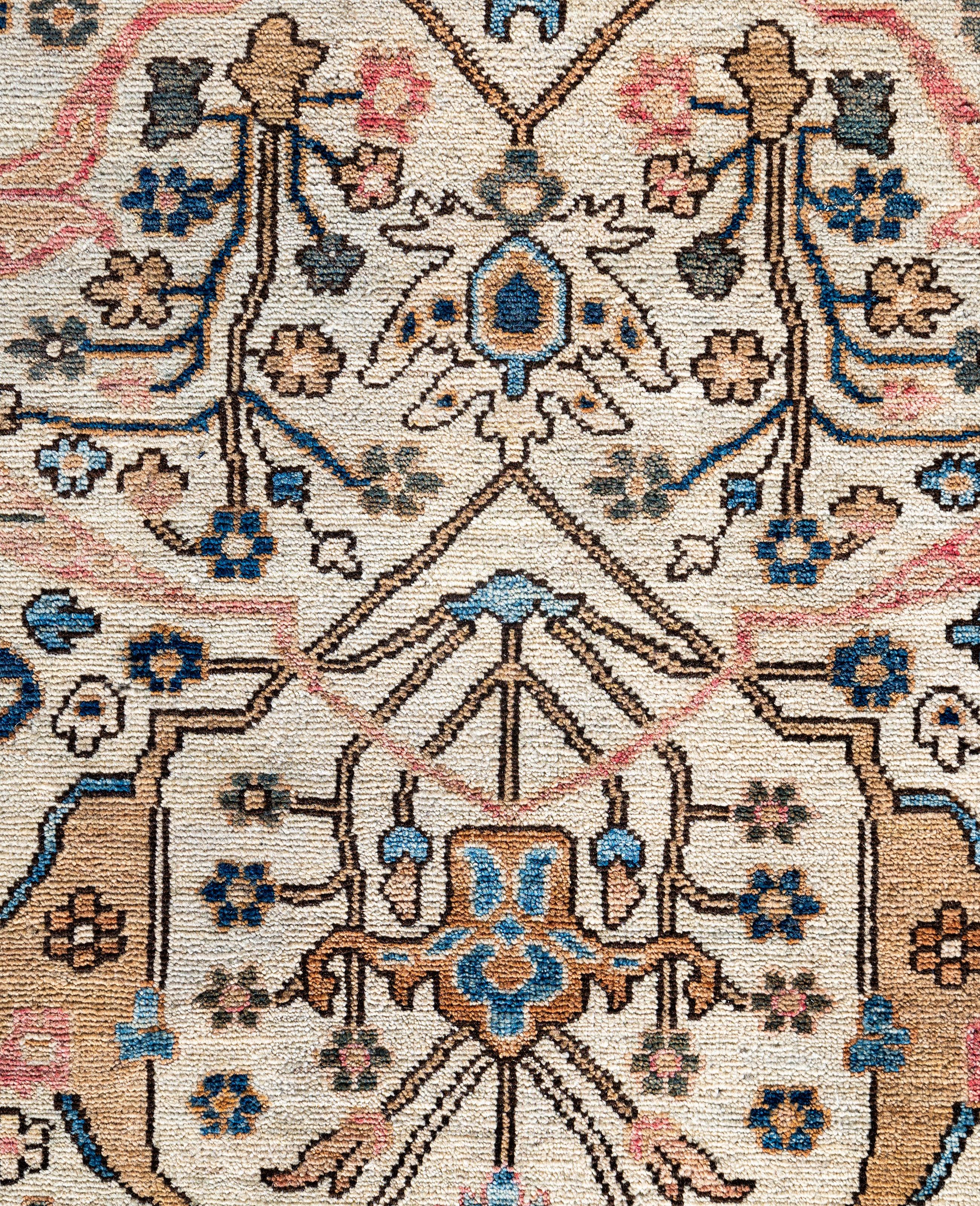 Pakistani Serapi One-of-a-Kind Wool Ivory Area Rug 9' 2