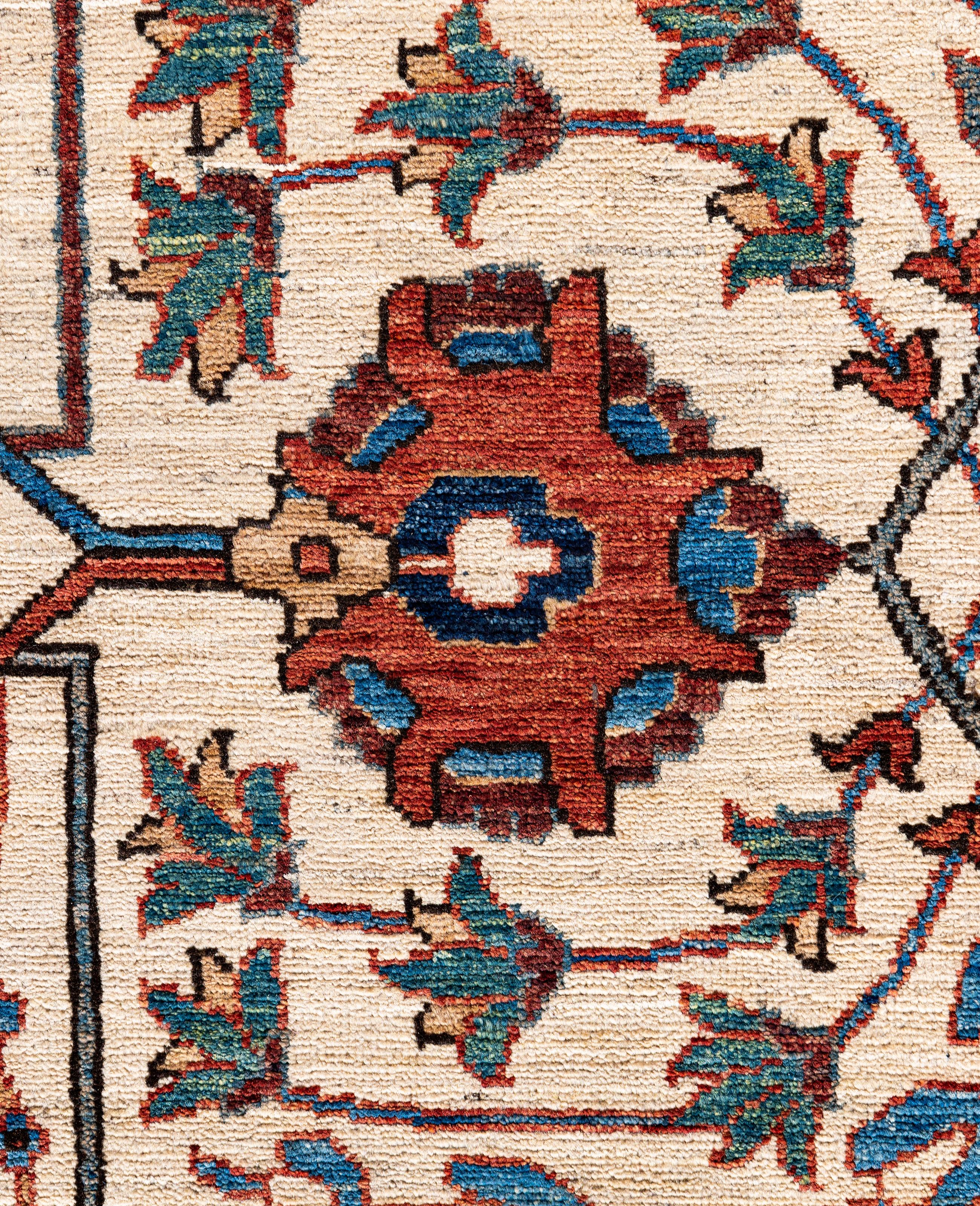 Pakistani Serapi One-of-a-Kind Wool Ivory Area Rug 9' 3